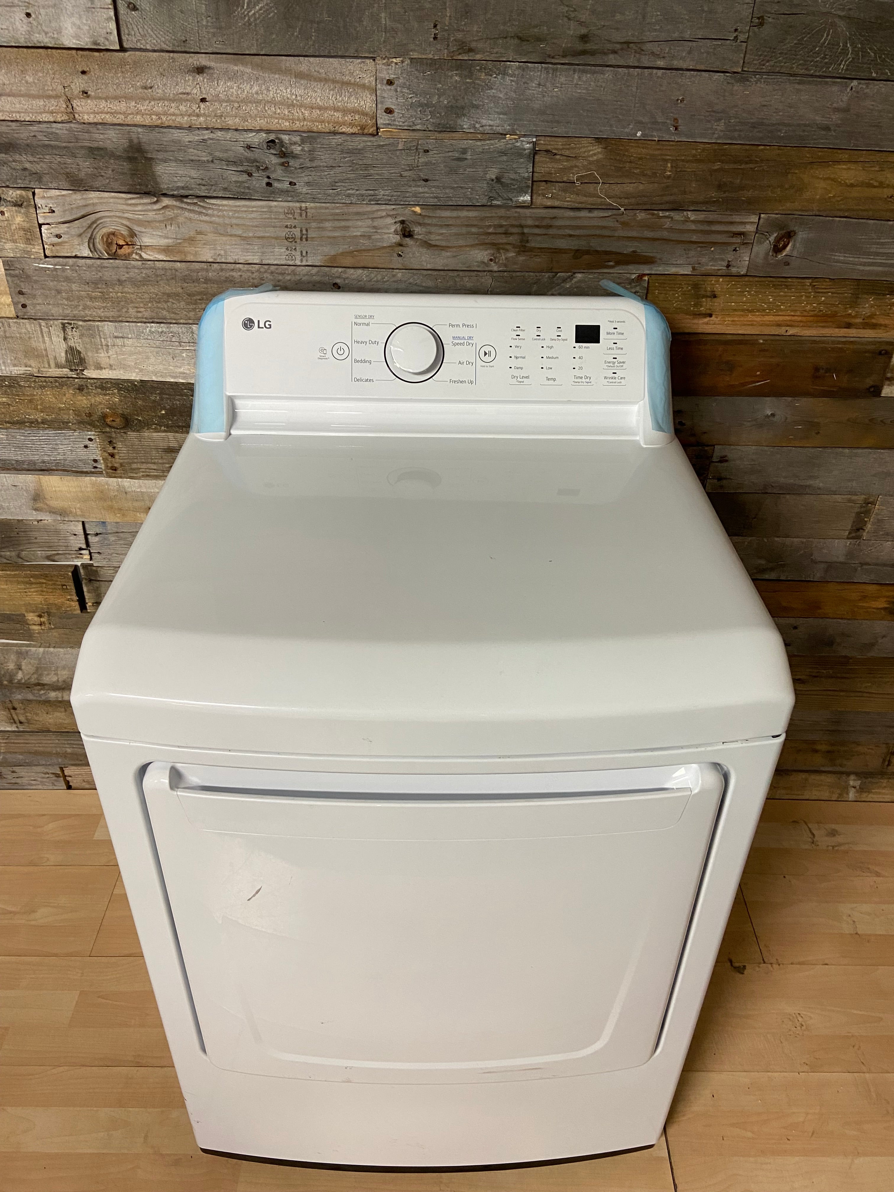 LG White New Scratch and Dent Dryer