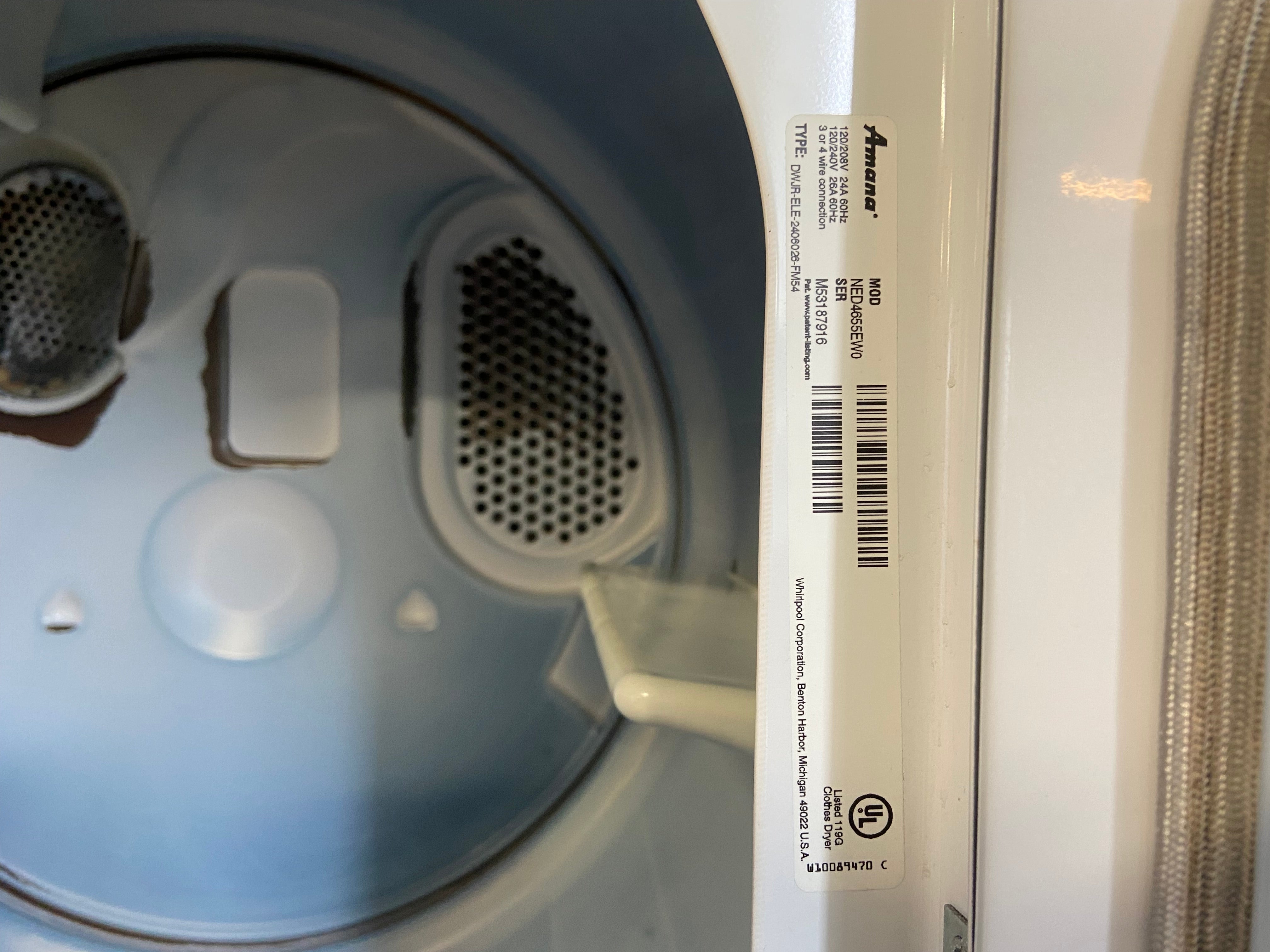 Amana White Top Load Set