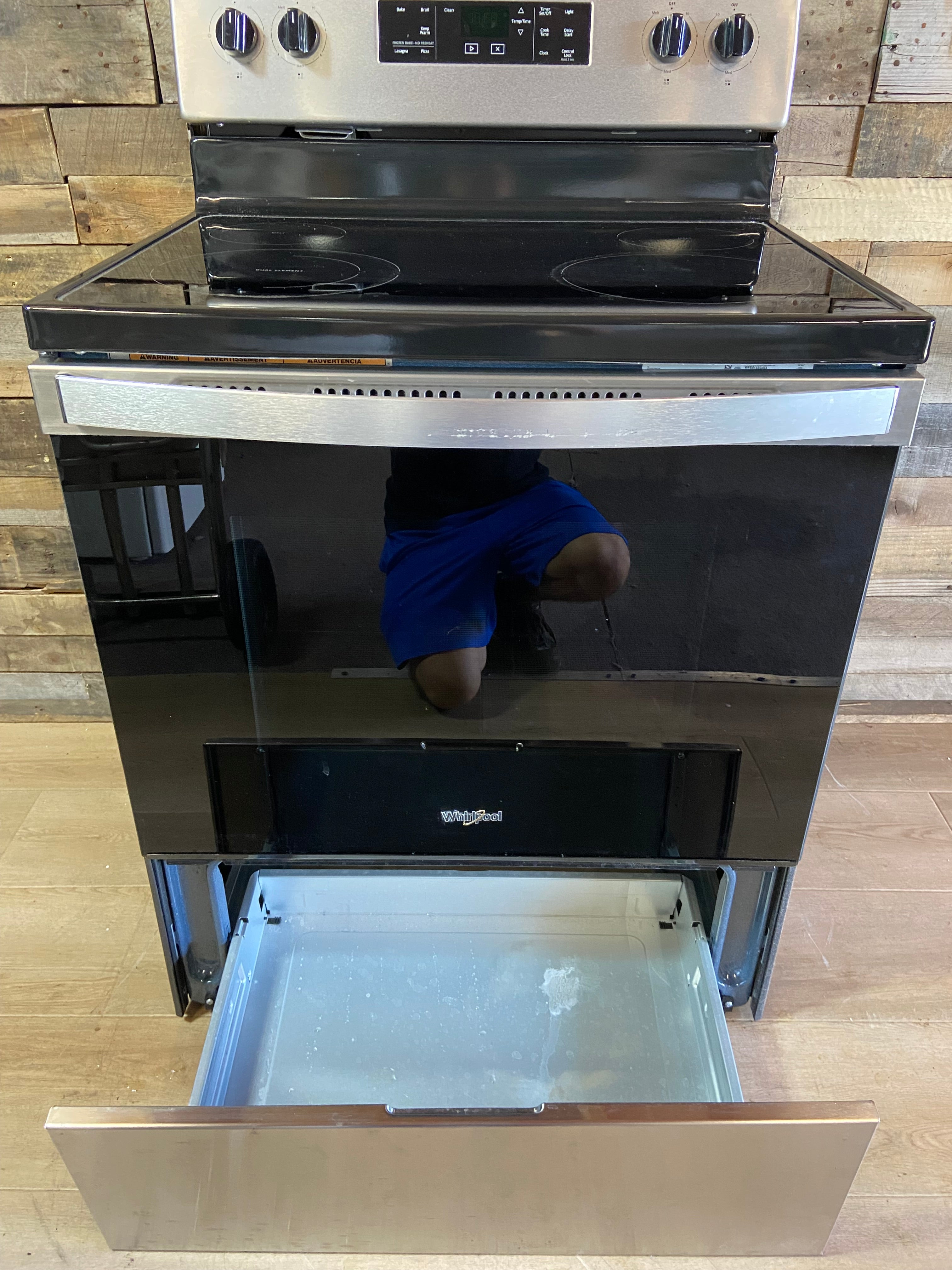 Whirlpool Stainless 4 Burner  Range