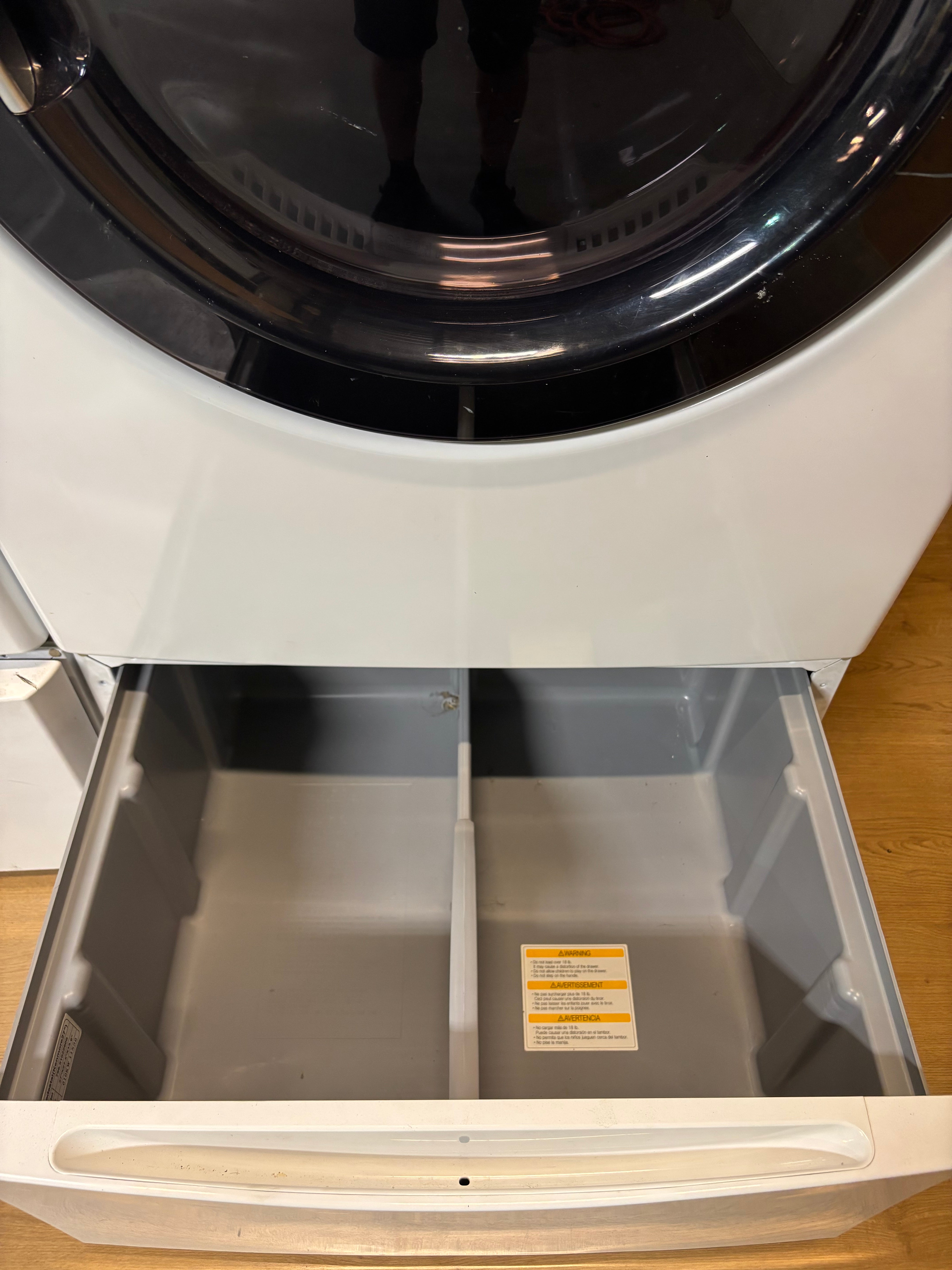 Kenmore Elite Pedestal Front Load Set