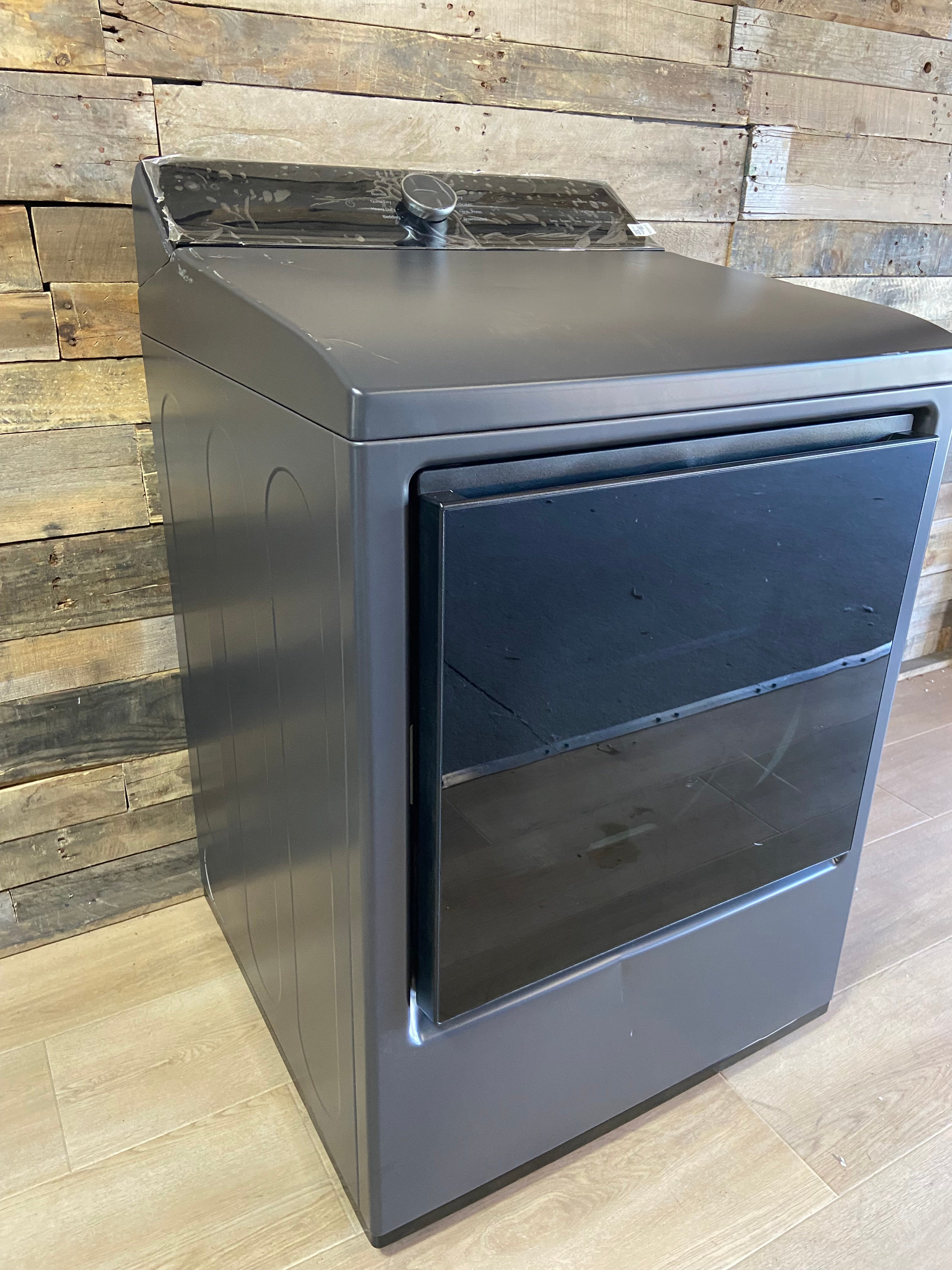 LG DLG8401BE Smart Gas Dryer w/ ThinQ & Sensor Dry – Black Steel