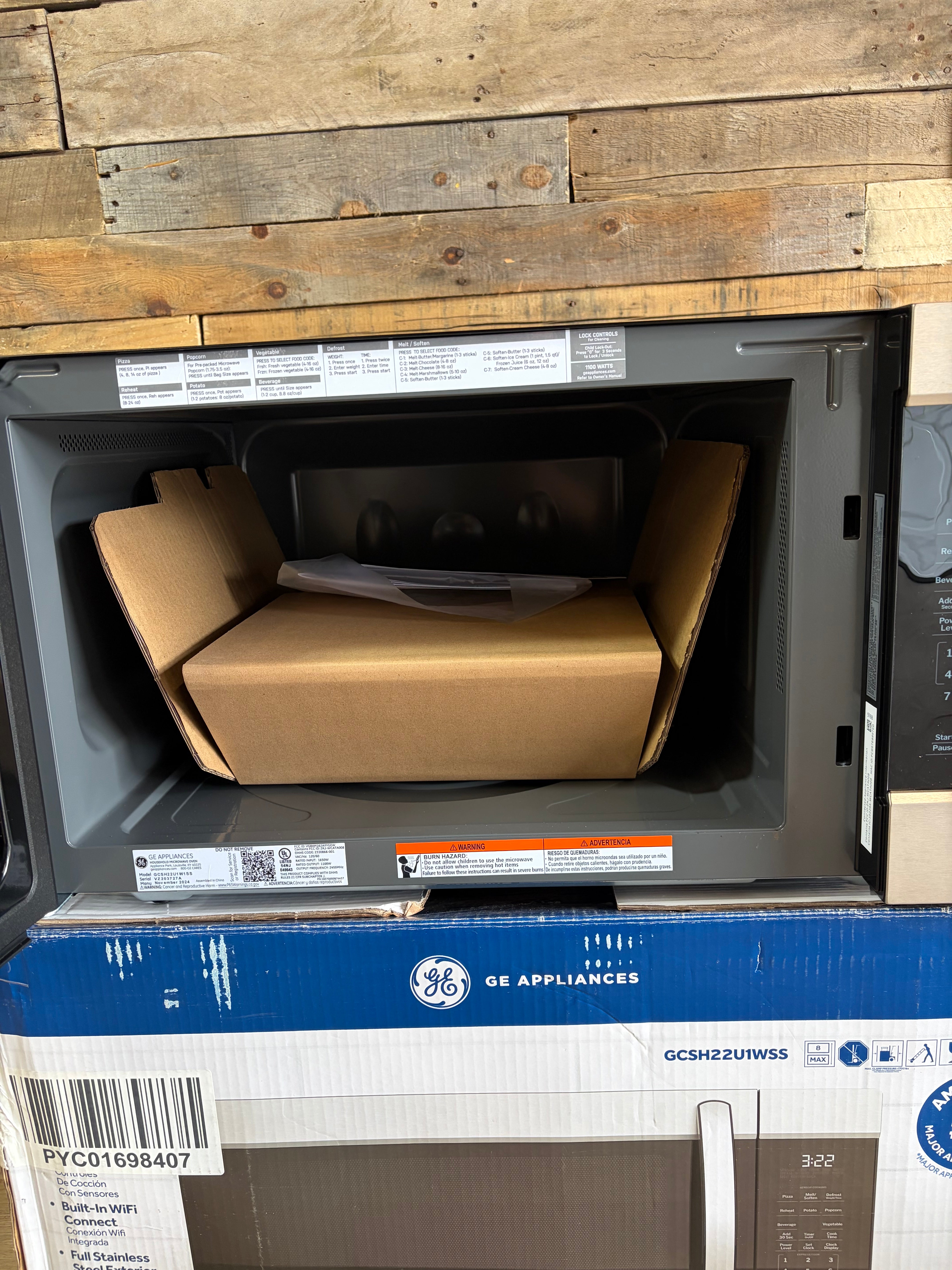GE® 2.2 Cu. Ft. Capacity Countertop Microwave Oven