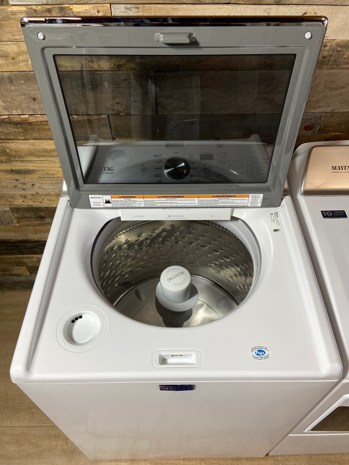 Maytag Large Capacity Glass Lid Washer & Dryer Set