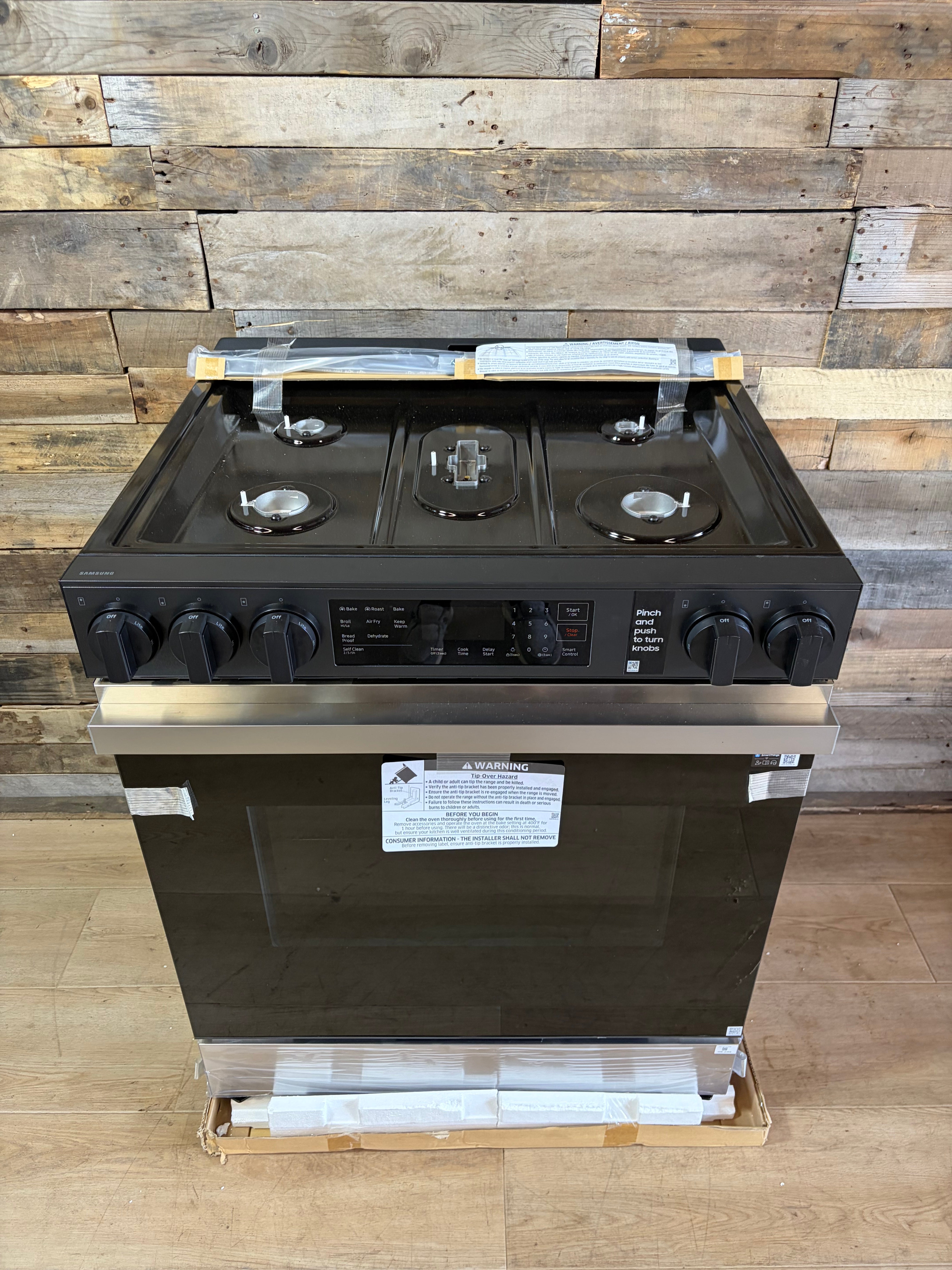 Samsung Bespoke 30" Stainless Steel Slide-In Gas Range With Air Fry and Convection (Propane)