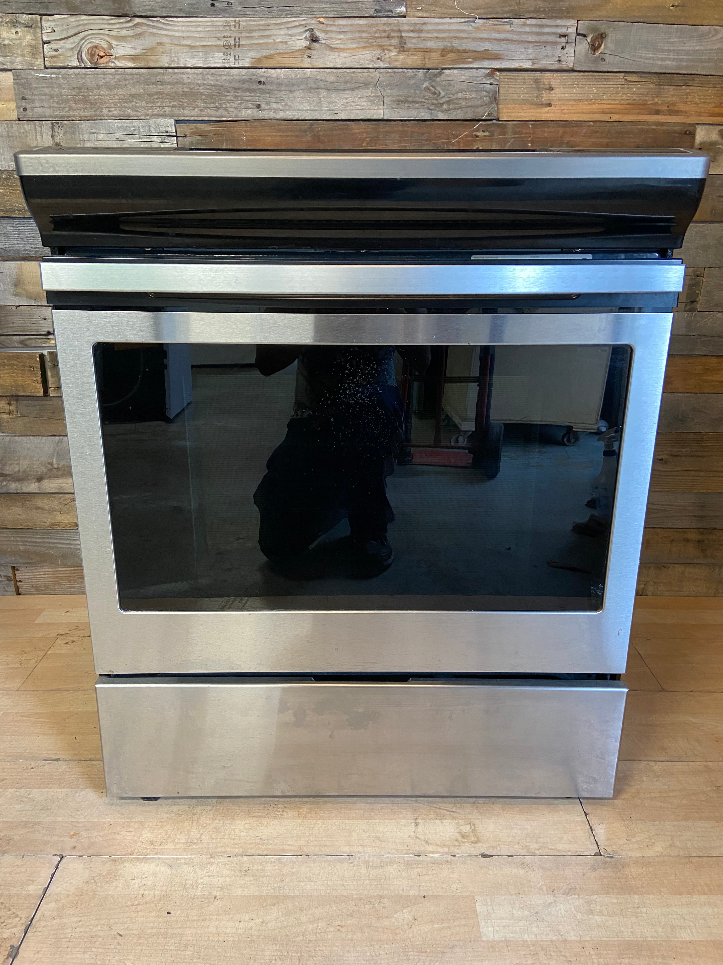 Whirlpool Stainless Slide in Range