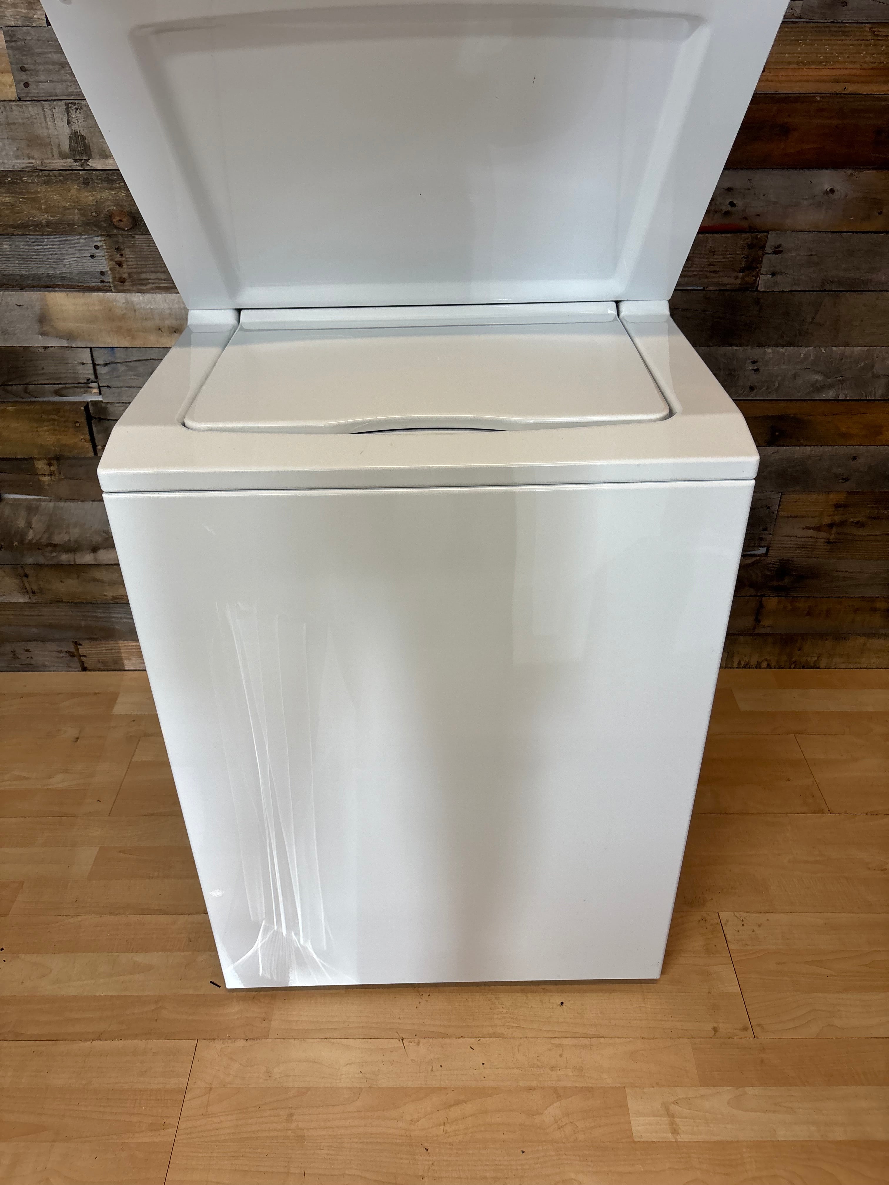 GE Laundry Center
