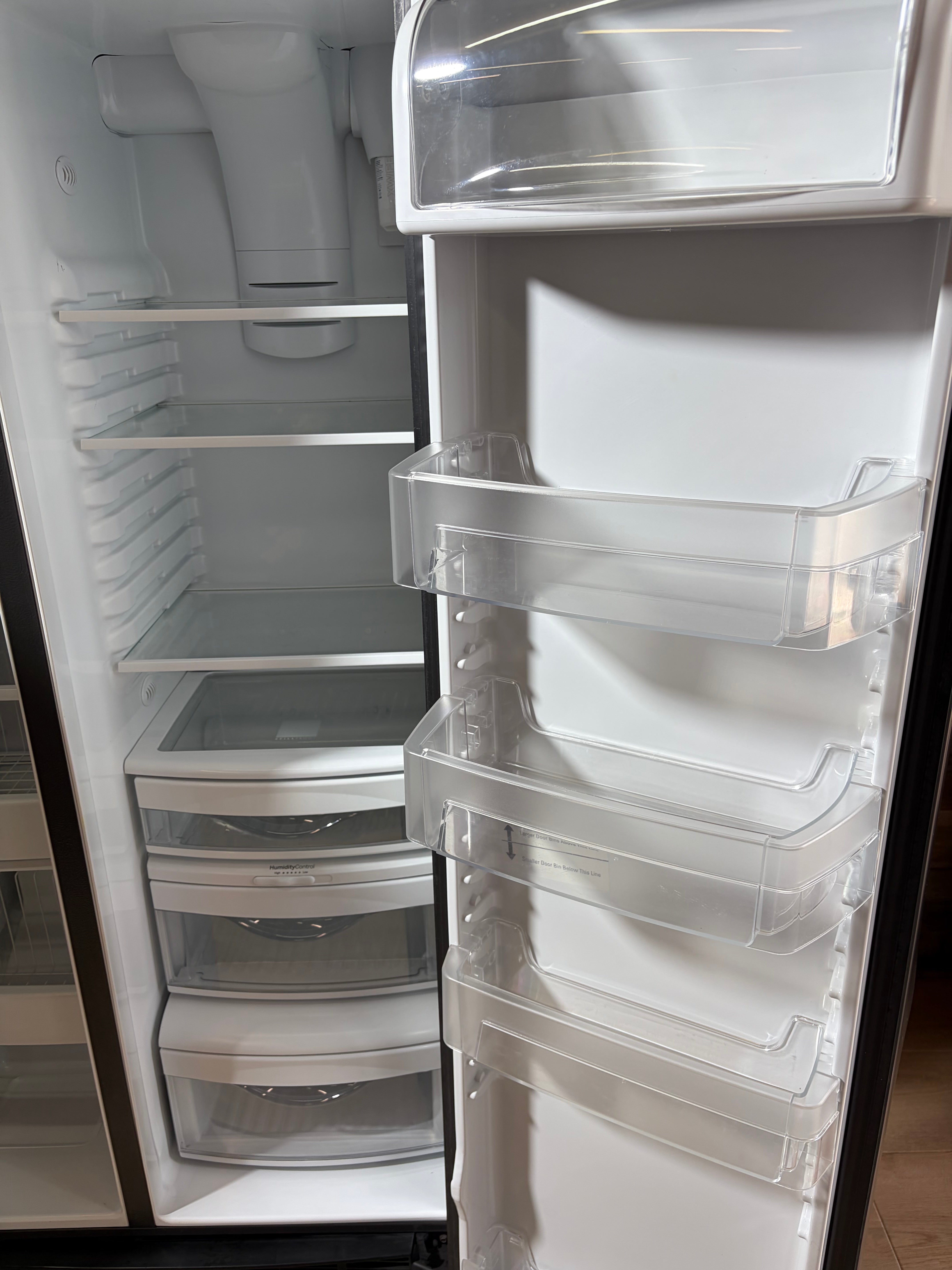 21.8 Cu. Ft. Counter-Depth Side-by-Side Refrigerator (Fingerprint-Resistant Stainless Steel)