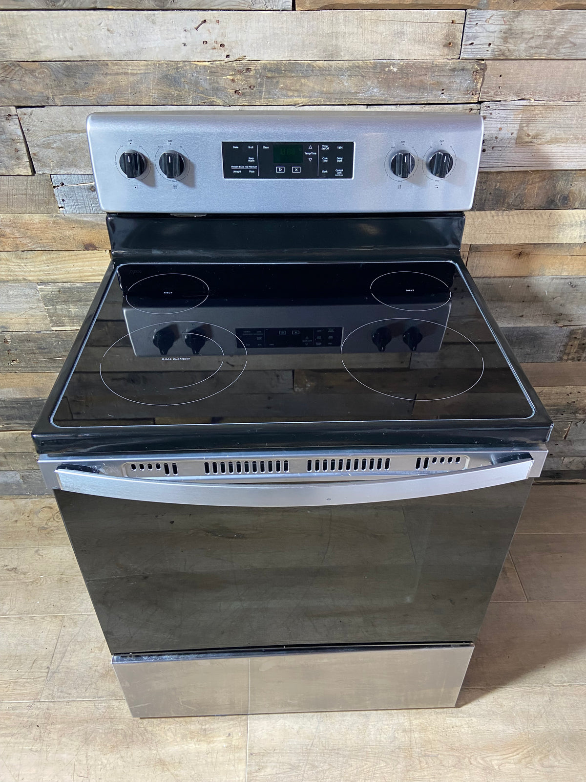 Whirlpool Stainless Steel 4 Burner Range