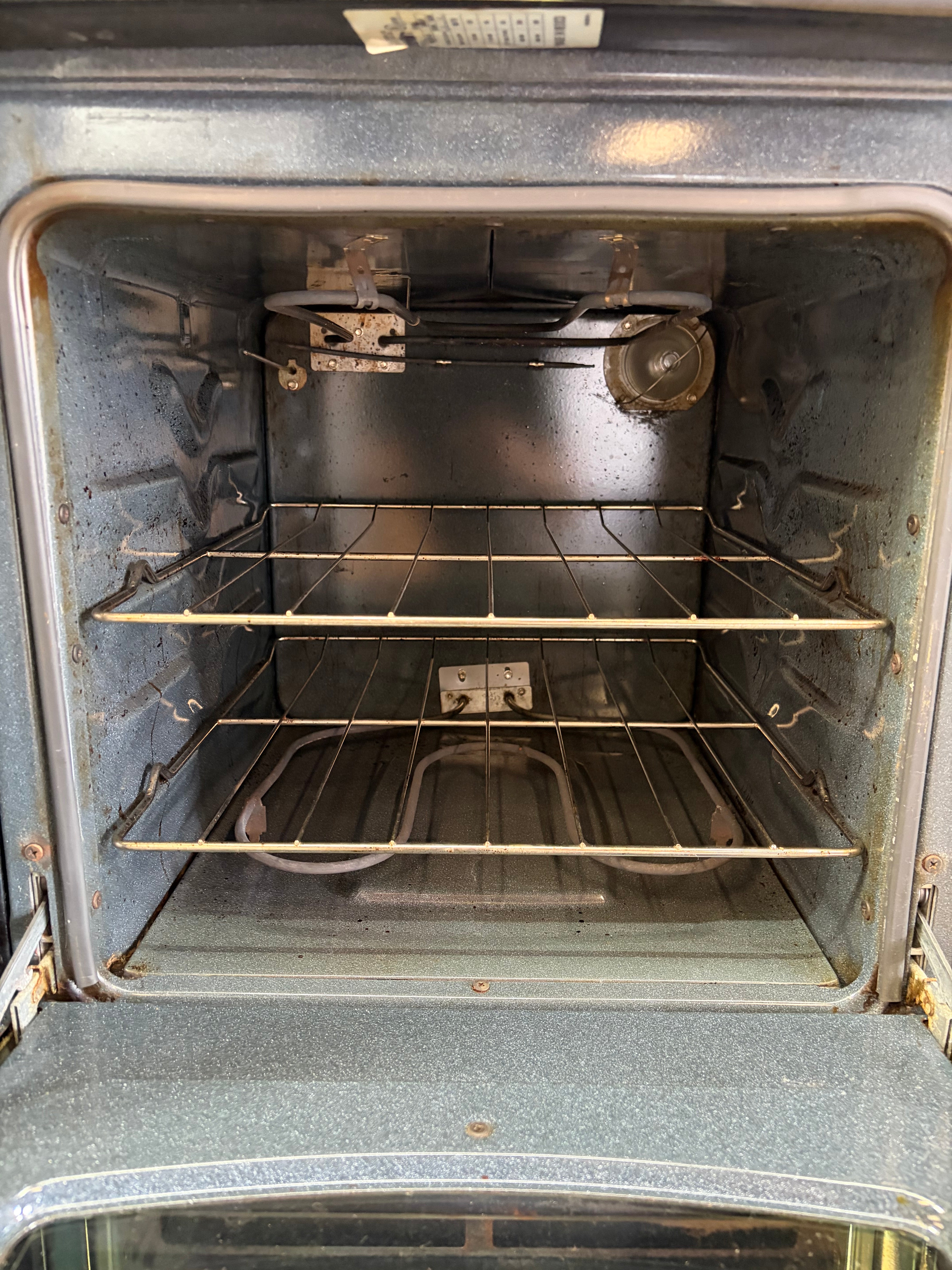 GE Apartment Size Kitchen Set