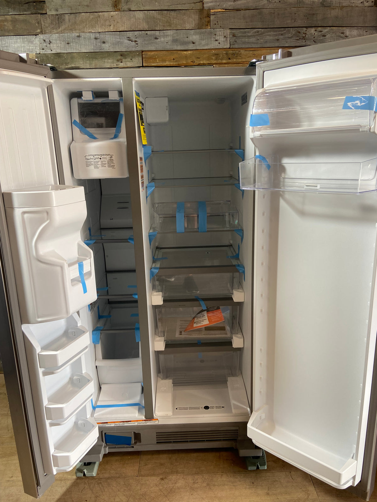 NEW IN BOX🔥 Whirlpool 21.4-cu ft Standard-Depth 33-in Wide Side-by-Side Refrigerator with Ice Maker Fingerprint Resistant Stainless Finish )