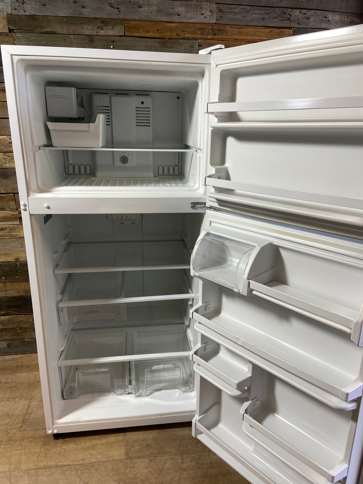 Whirlpool 30” White Top Bottom Refrigerator With Ice Maker