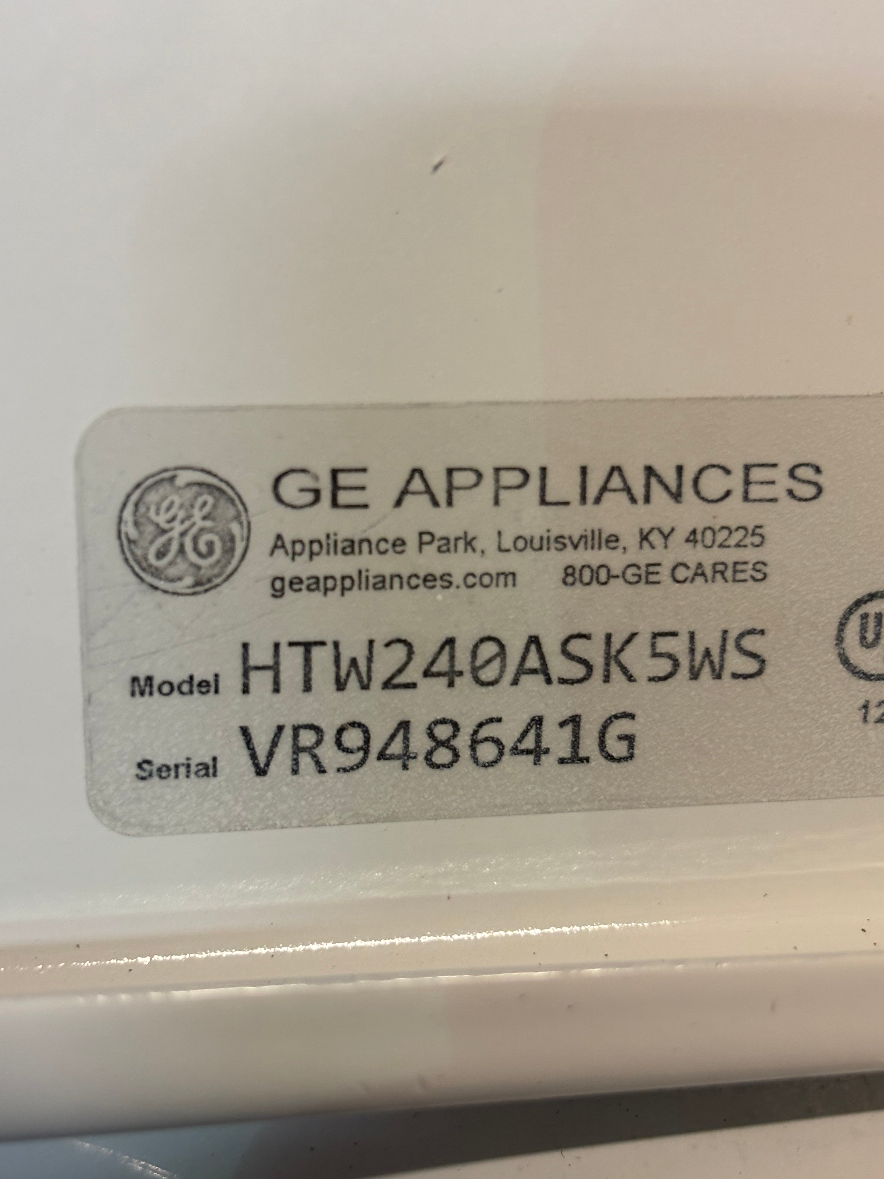 Hotpoint White Top Load Set