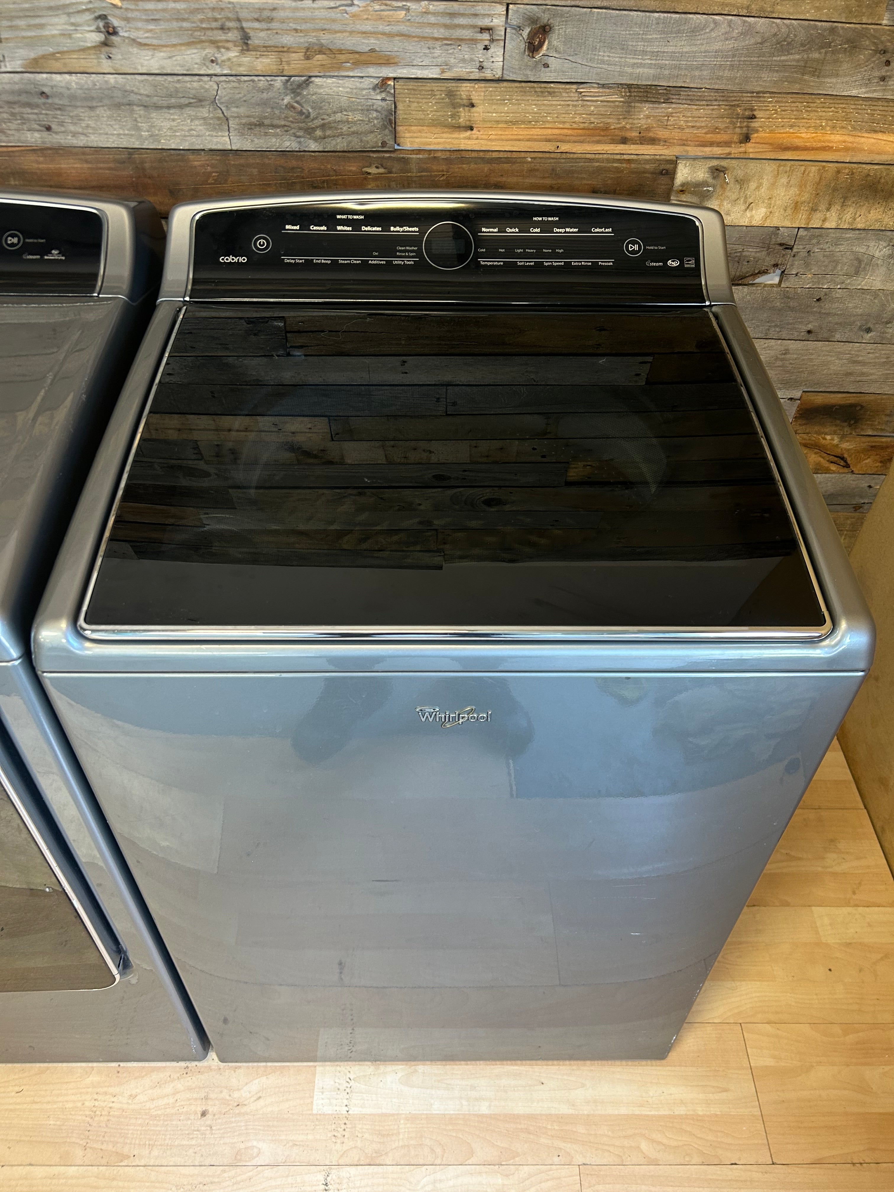 Black stainless Whirlpool cabrio set