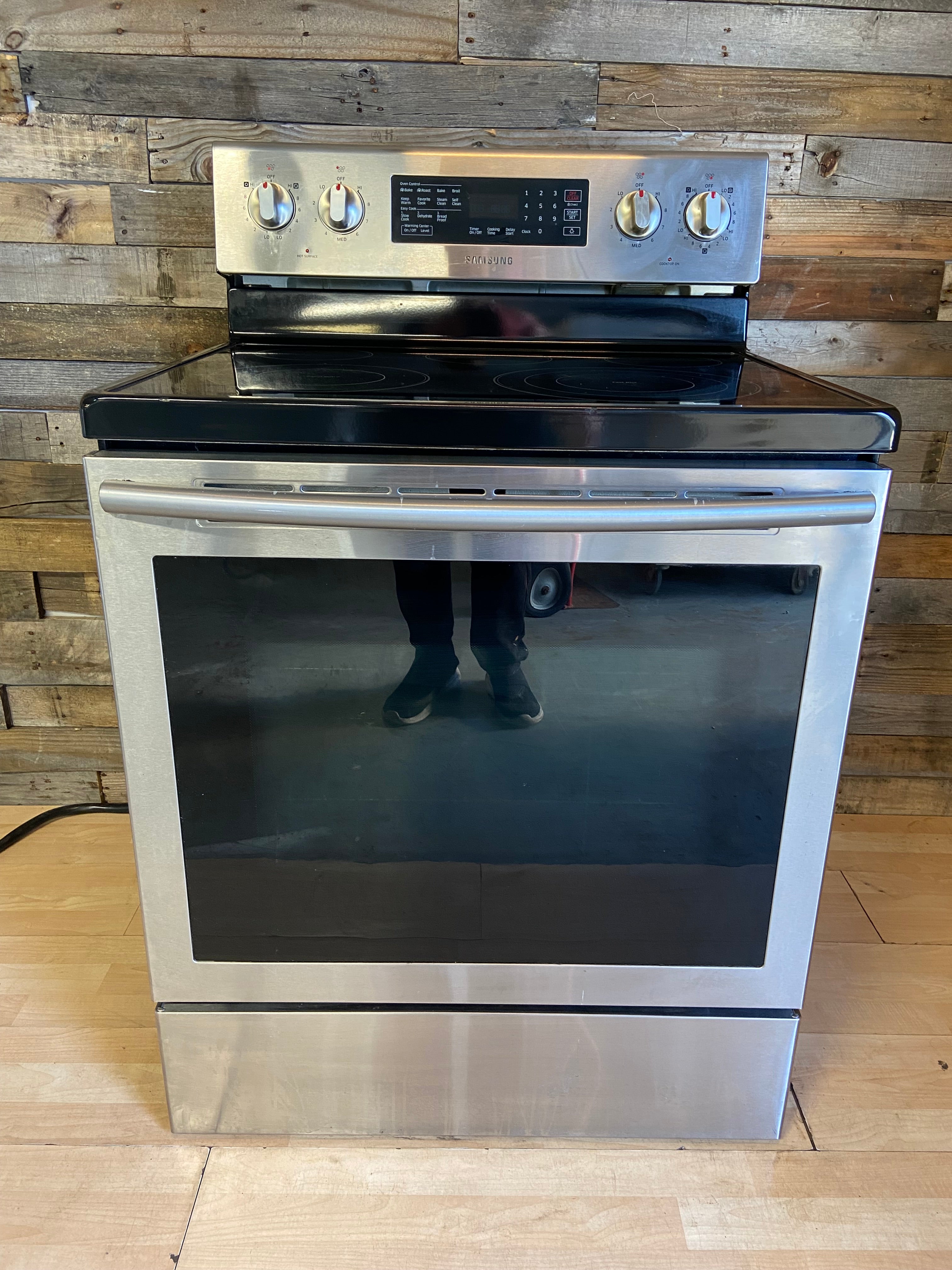 Samsung Stainless 5 Burner Glass Top Range