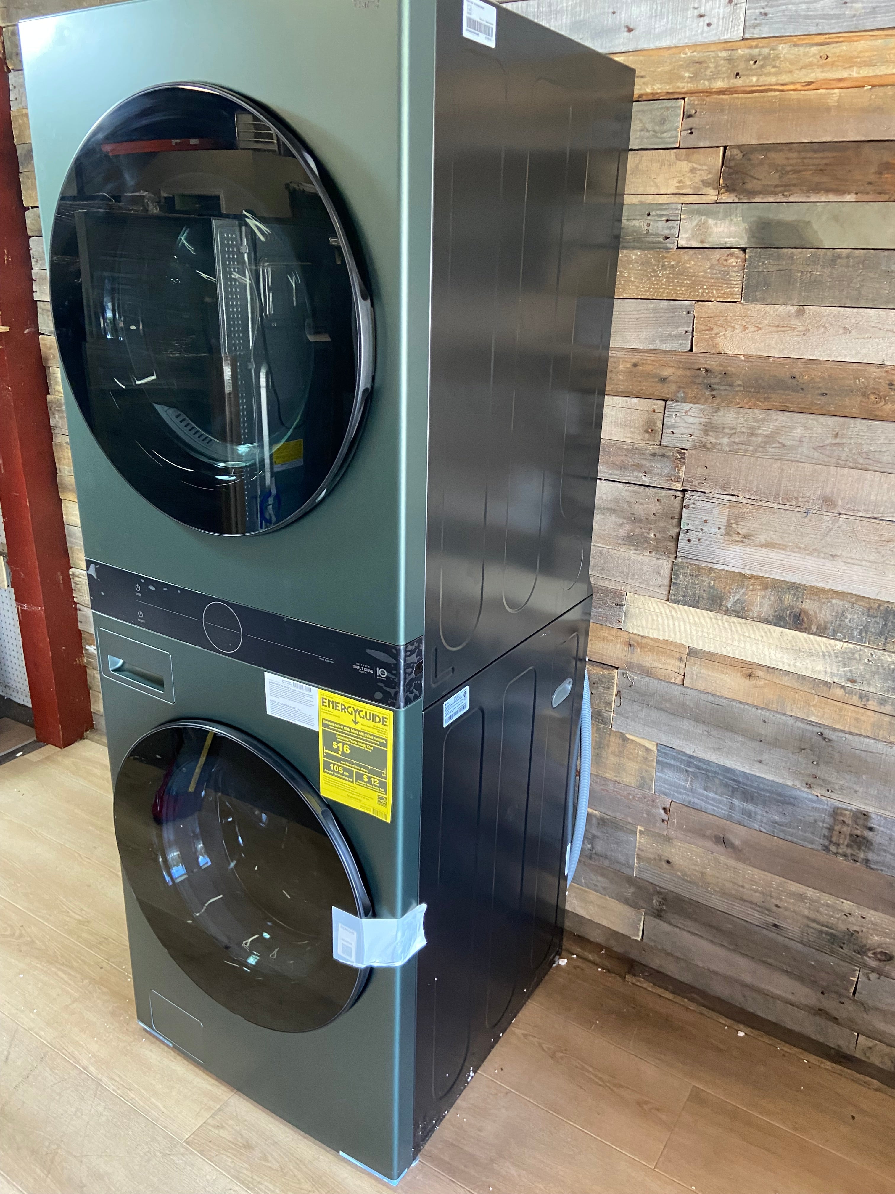 Single Unit Front Load LG WashTower™ with Center Control™ 4.5 cu. ft. Washer and 7.4 cu. ft. Electric Dryer
