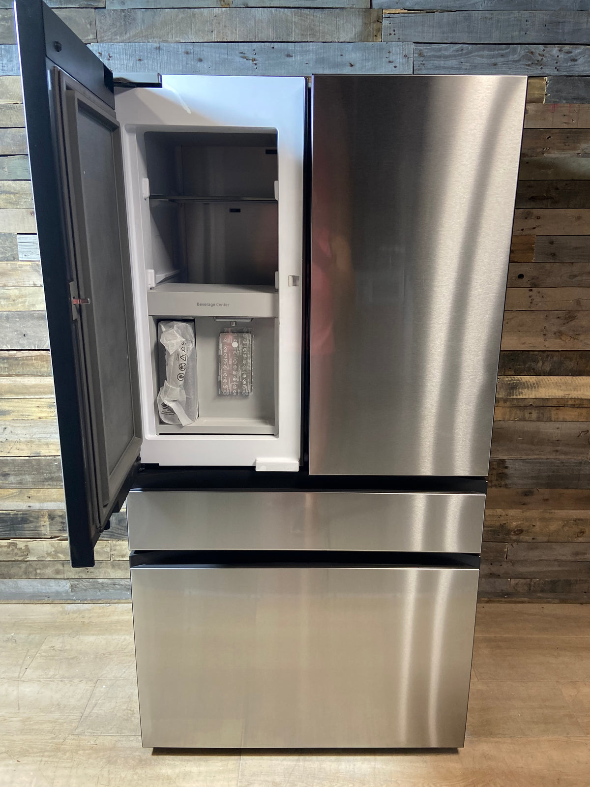 Samsung Bespoke AI Standard-Depth Beverage Center 29-cu ft 4 -Door 36-in Wide French Door Refrigerator with Dual Ice Make
