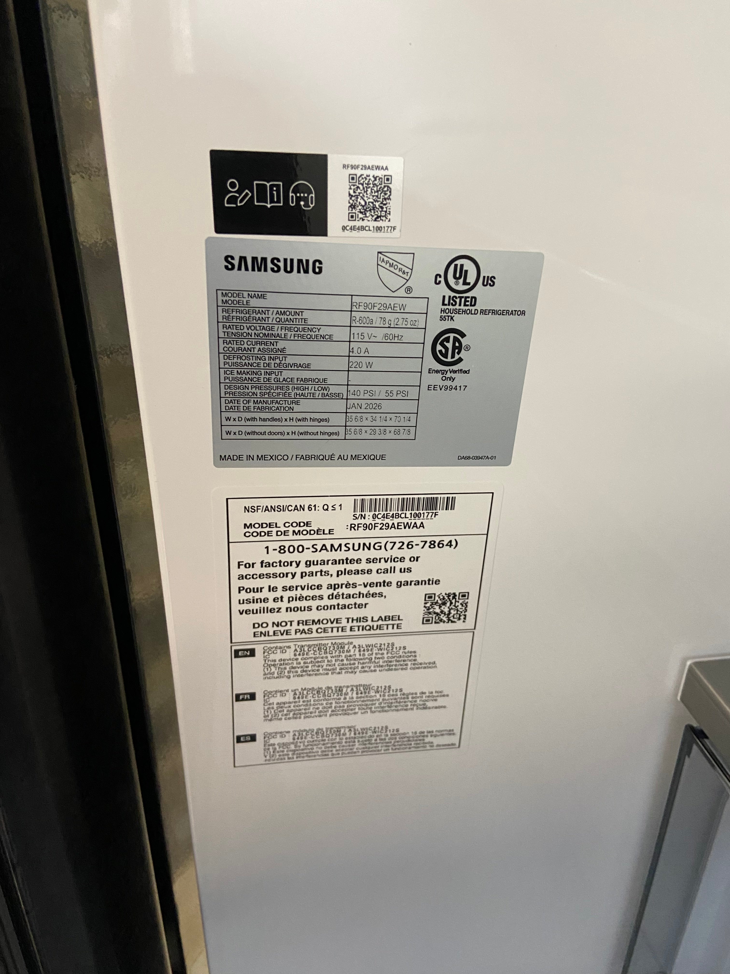 Samsung Bespoke 4-Door Flex French Door Refrigerator with Family Hub, Beverage Center & Dual Ice Maker – White Glass