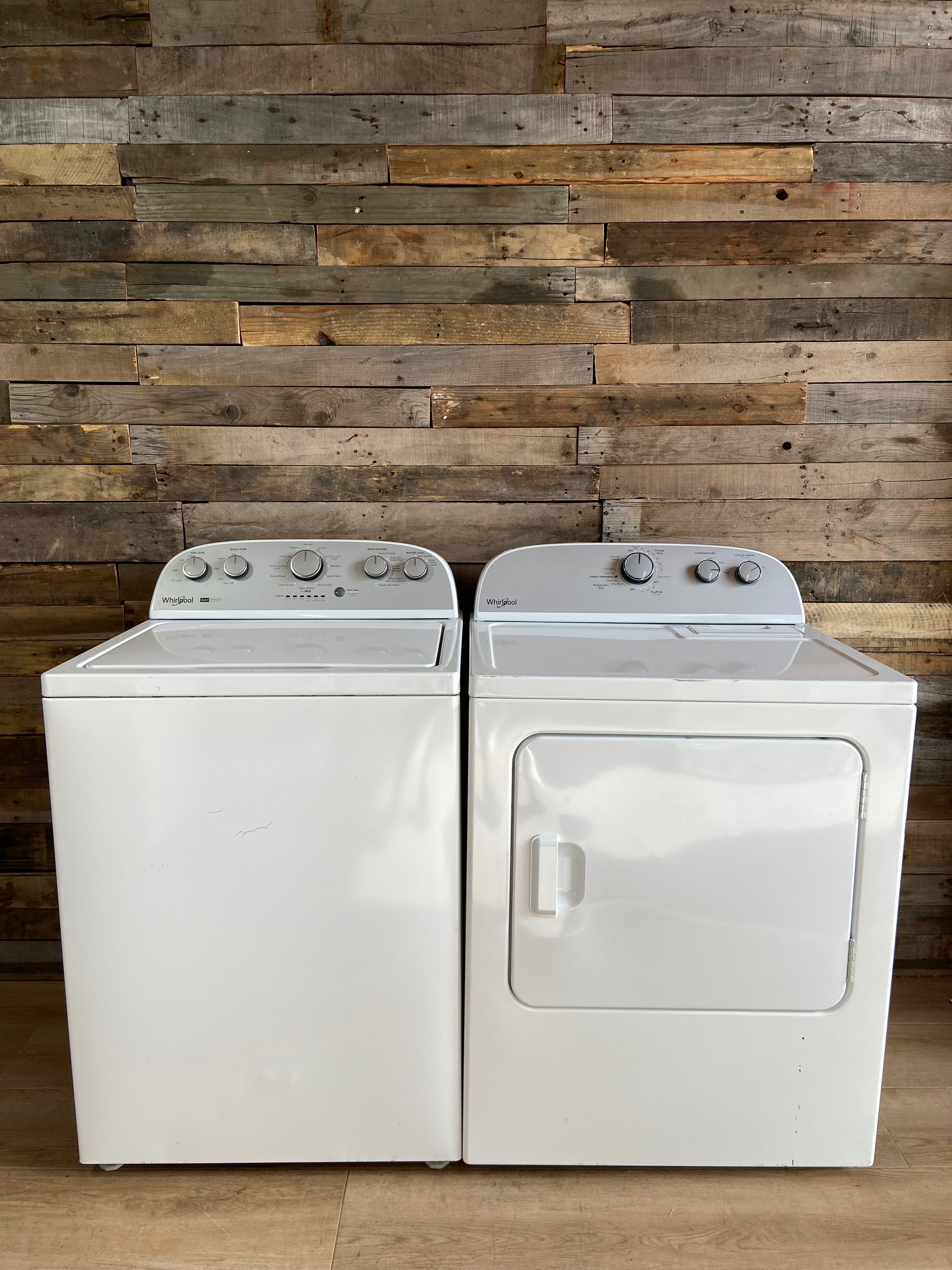 Whirlpool 2/1 Removable Agitator Washer Dryer Set