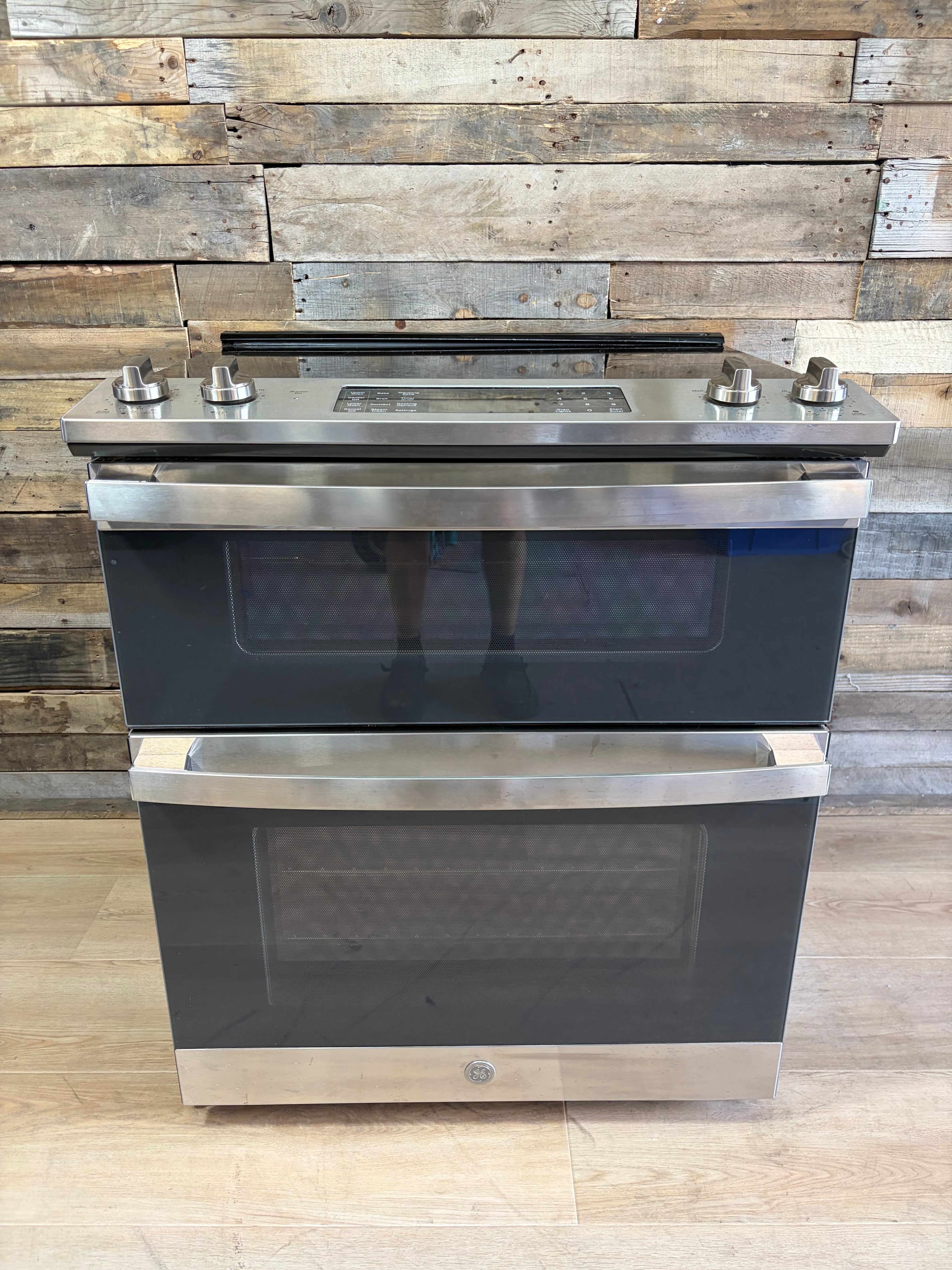 GE 30” Slide-In Electric Convection Double Oven Range (Stainless Steel)