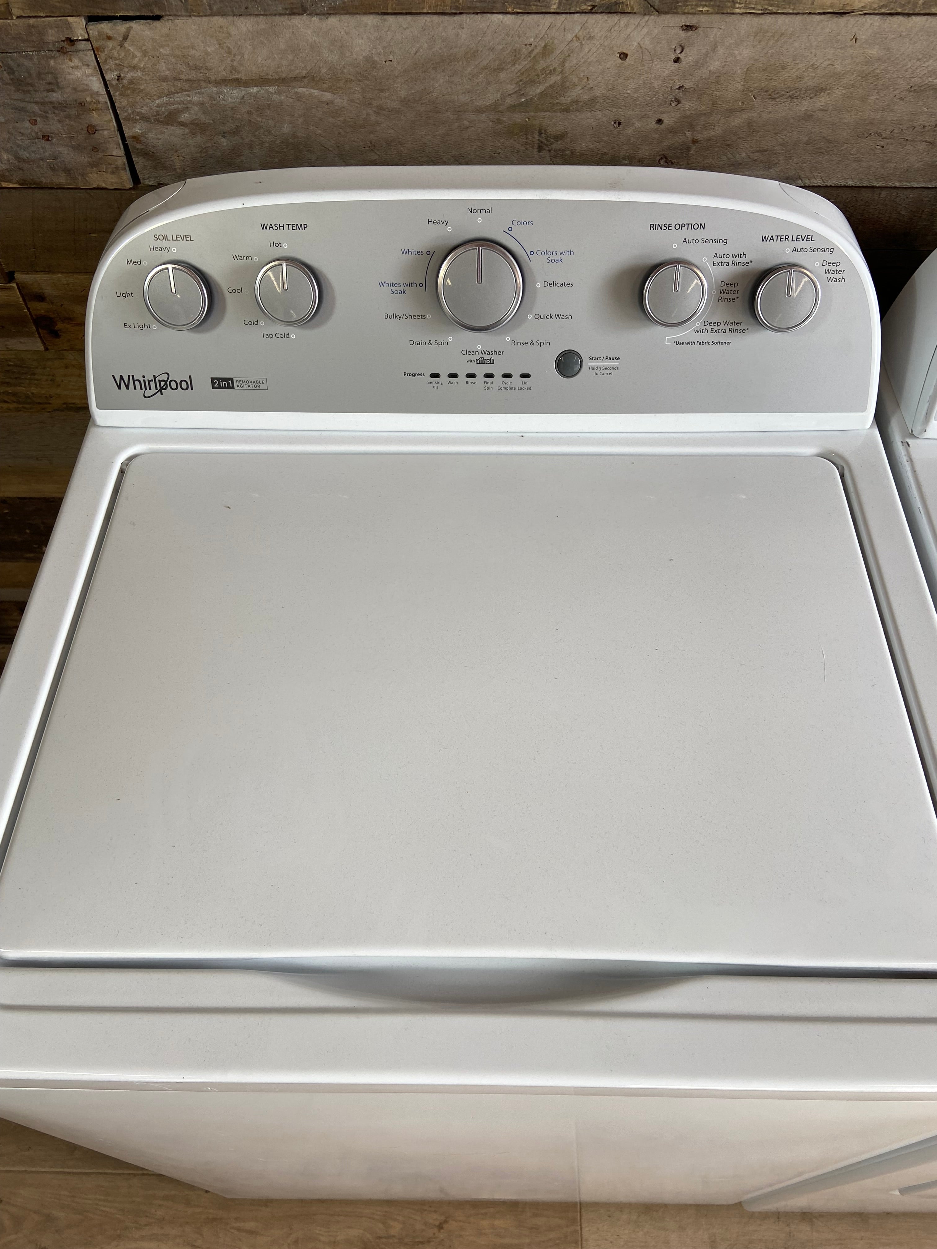 Whirlpool 2/1 Removable Agitator Washer Dryer Set