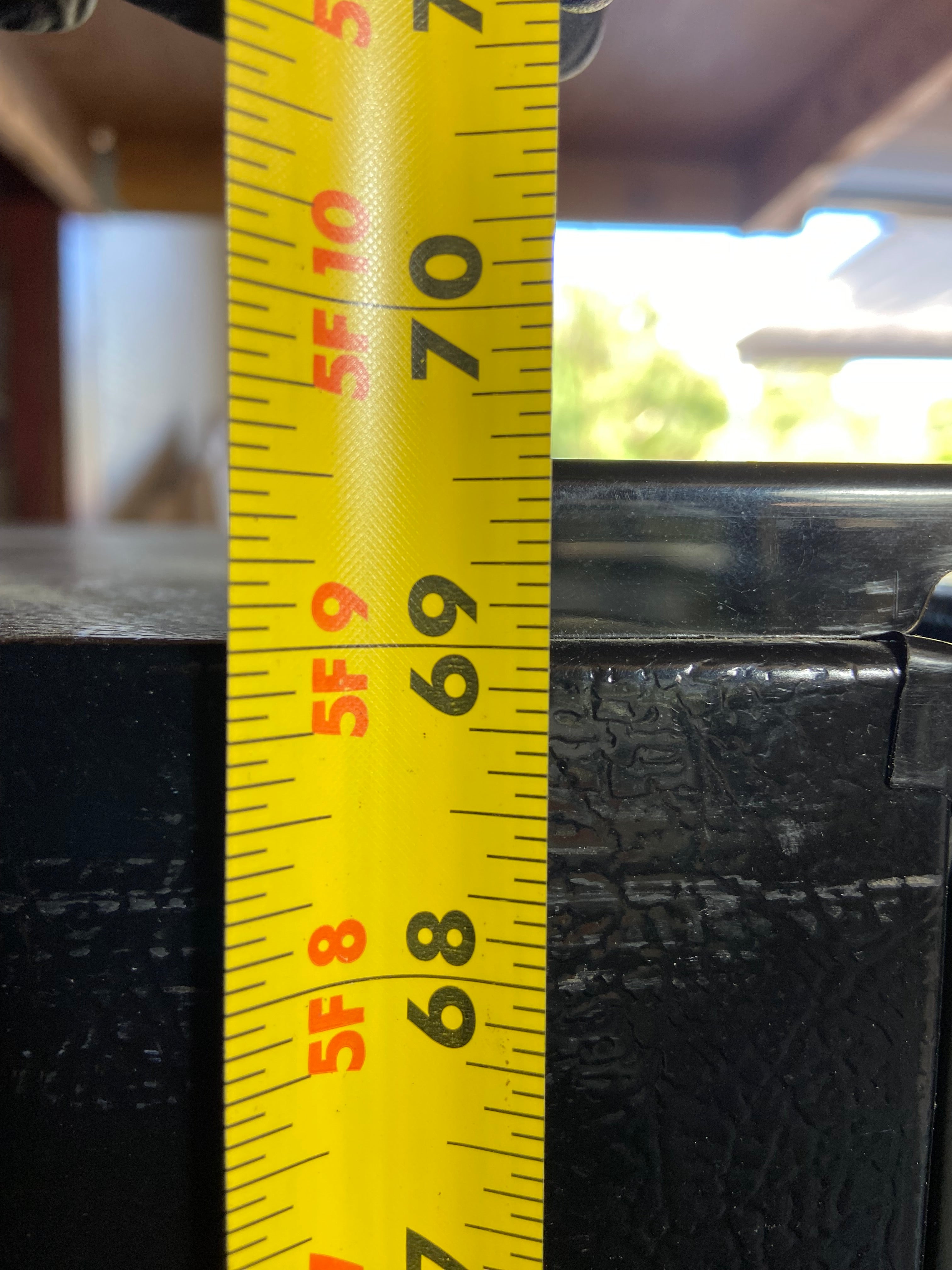 Black Side/Side GE Refrigerator. Ice/Water doesn’t work