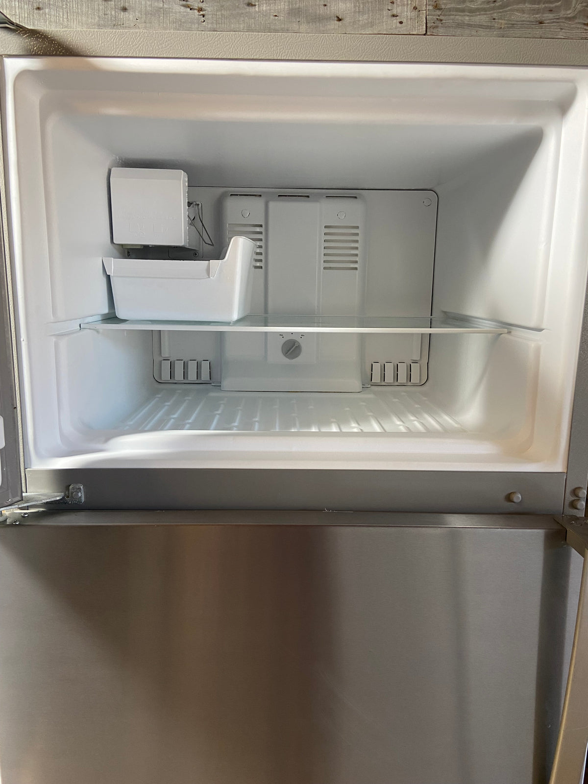 Whirlpool 30” Stainless Steel Top/Bottom Refrigerator With Ice Maker