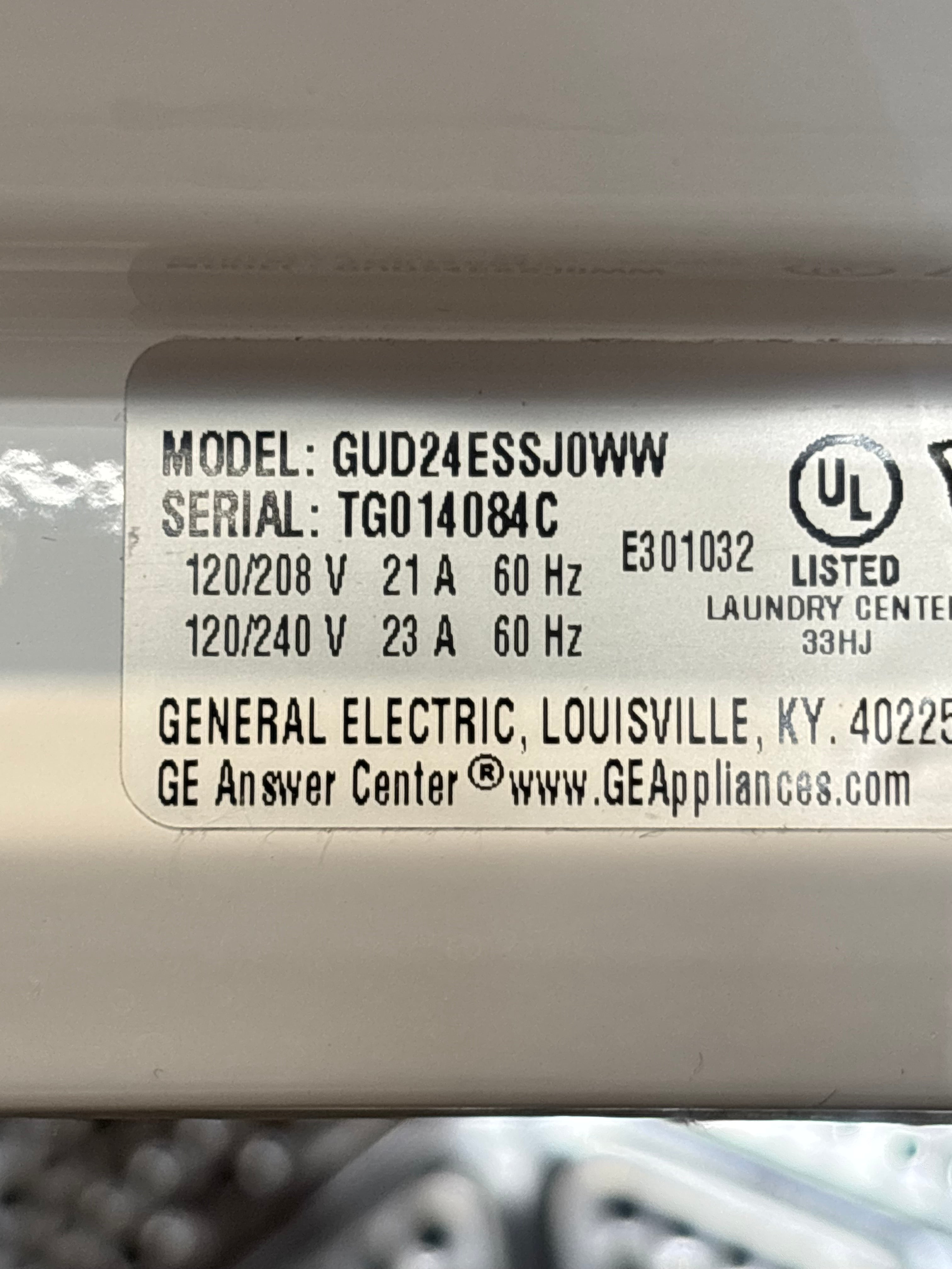 GE Laundry Center