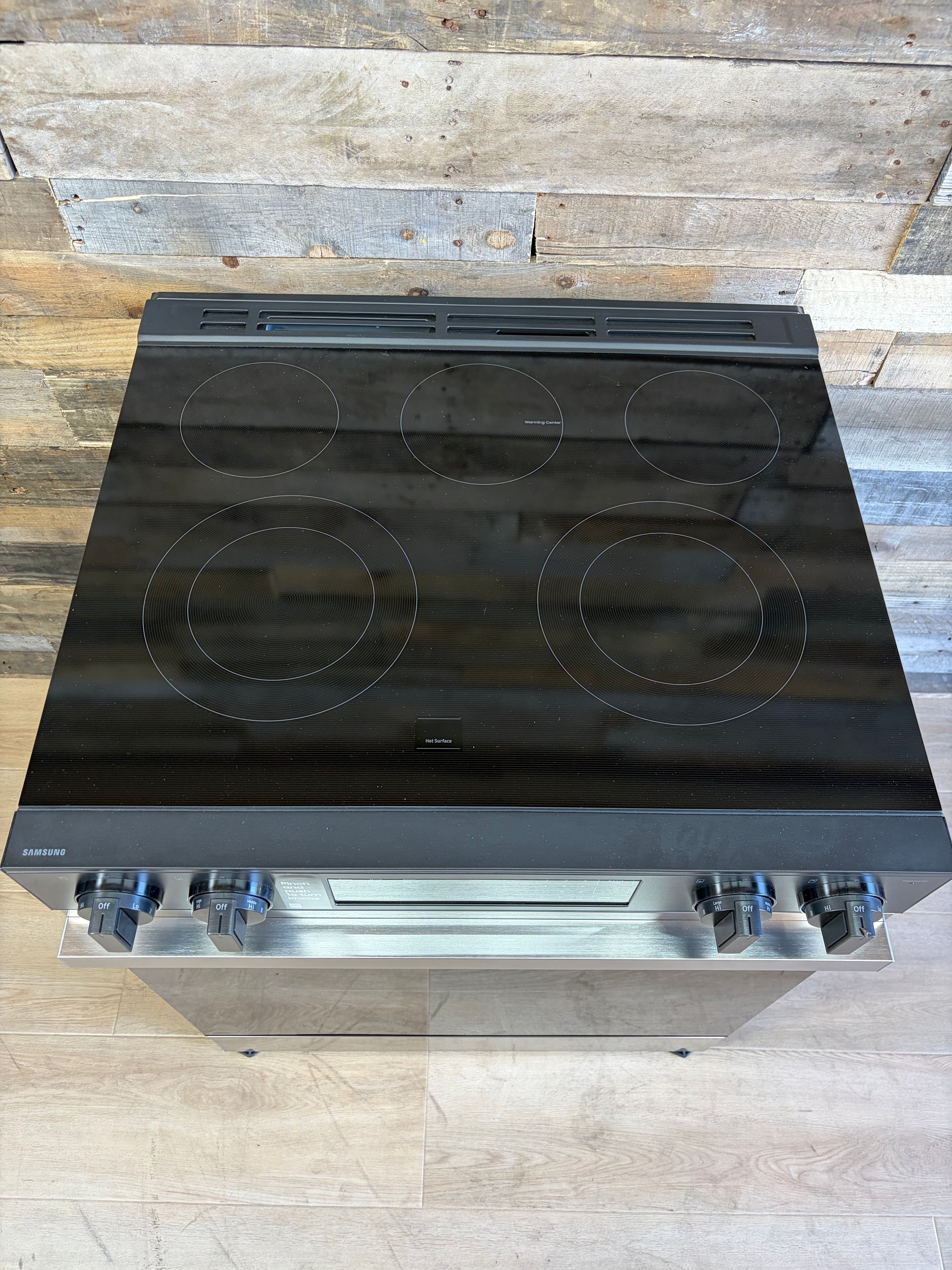 Samsung Bespoke 6.3 cu. ft. Smart Slide-In Electric Range (Stainless Steel)