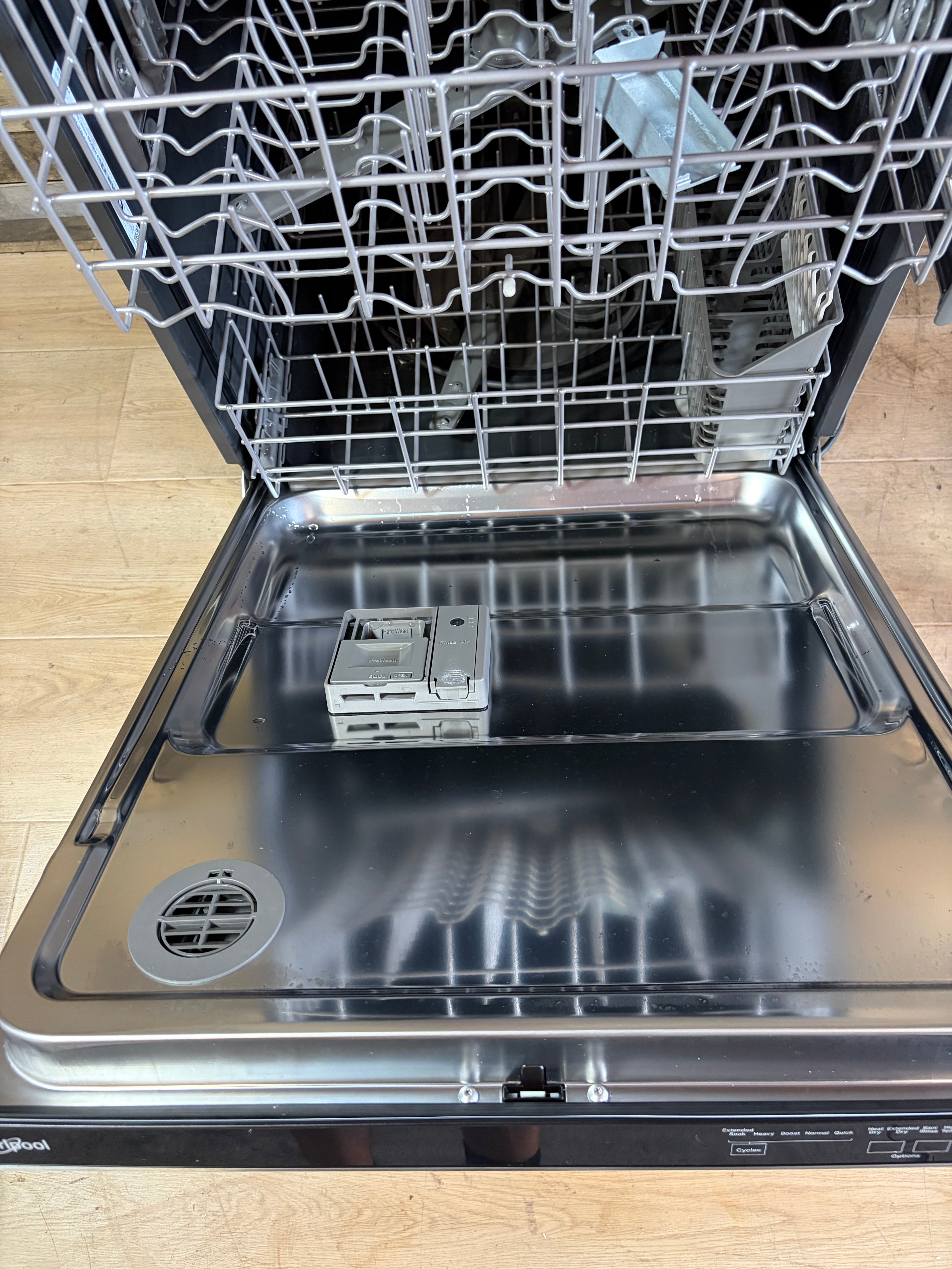 Whirlpool® 24" FingerPrint Resistant Stainless Steel Built In Dishwasher