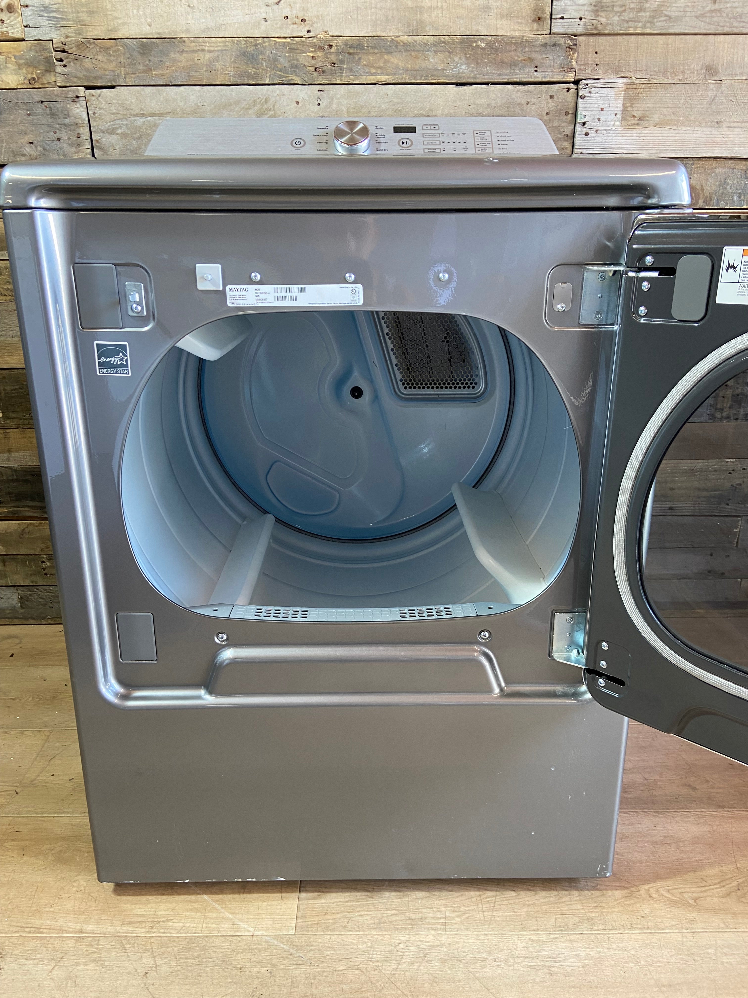 Maytag Bravos XL Silver Dryer