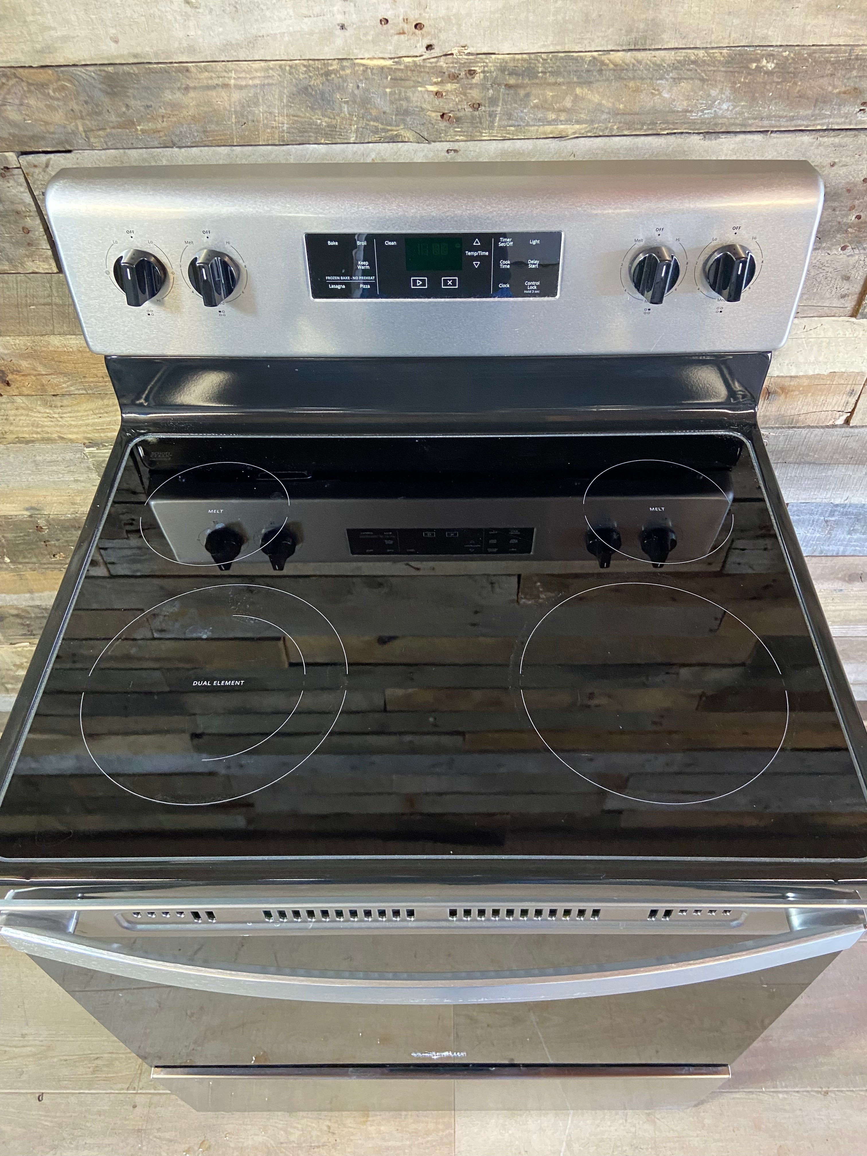Whirlpool Stainless 4 Burner  Range
