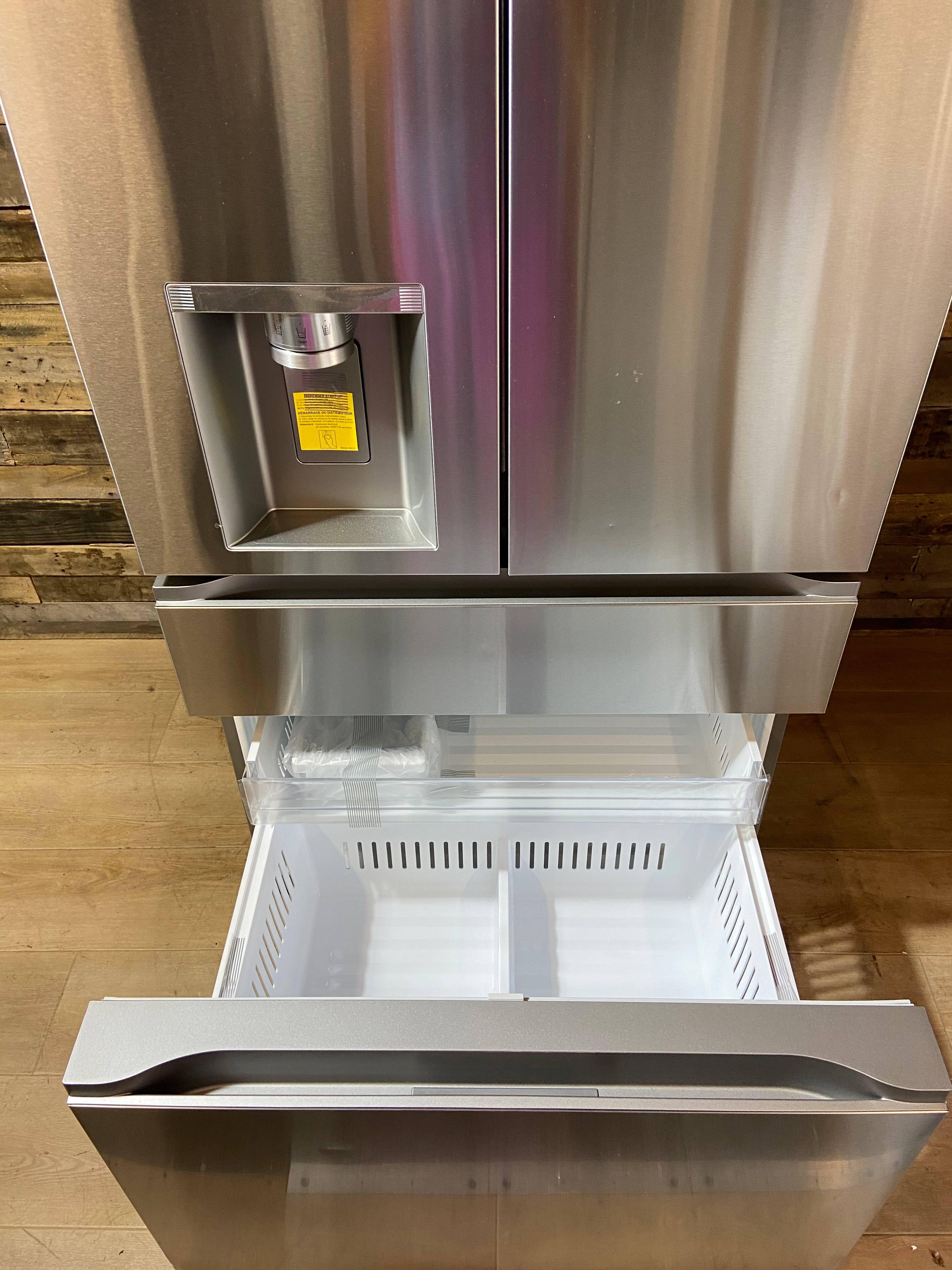 LG 29 Cu. Ft. French Door Refrigerator – Stainless Steel – ThinQ Smart – LF29S8330S