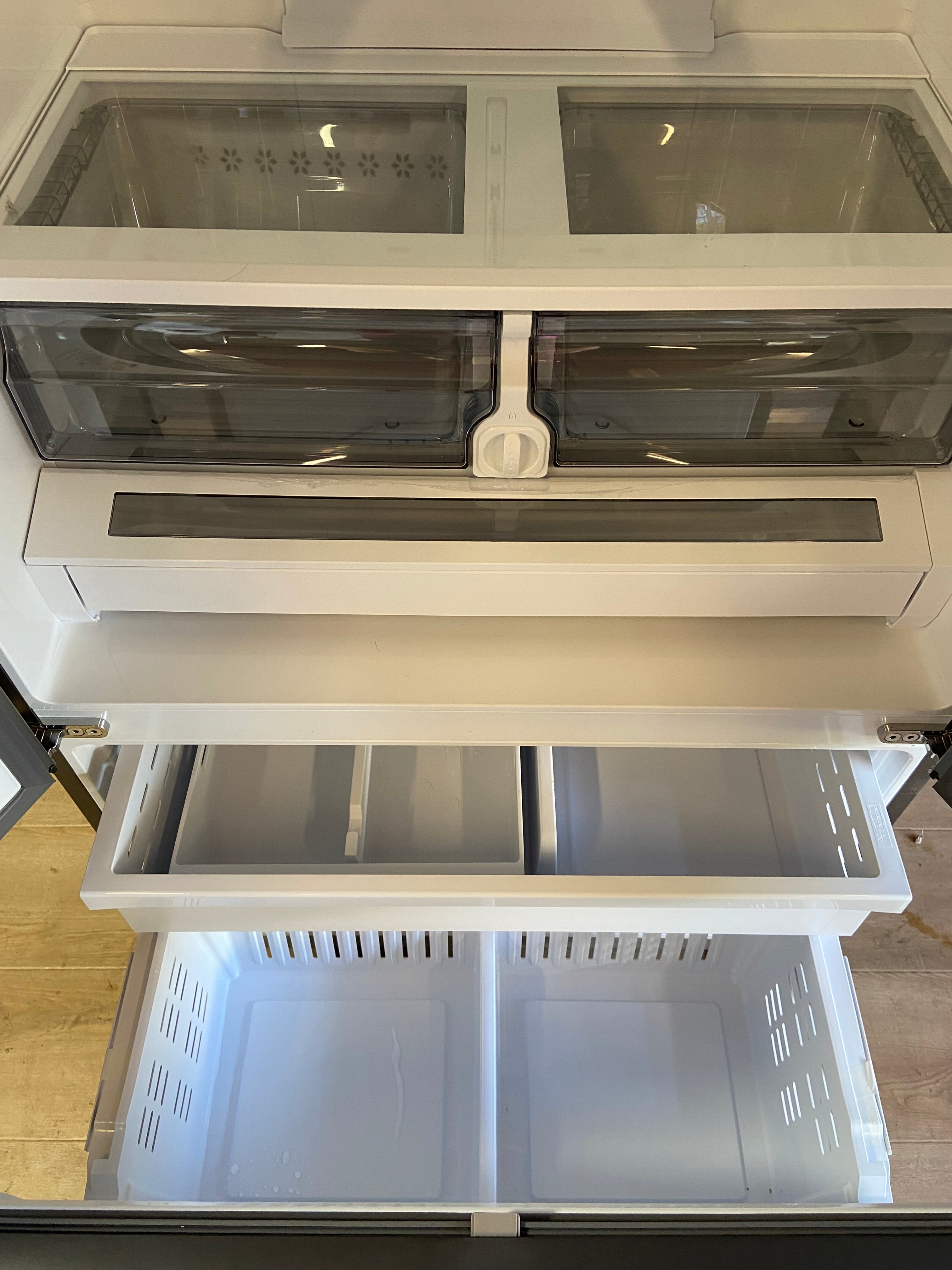 Samsung Counter-Depth Mega Capacity 27-cu ft 3 -Door 36-in Wide with Dual Ice Maker