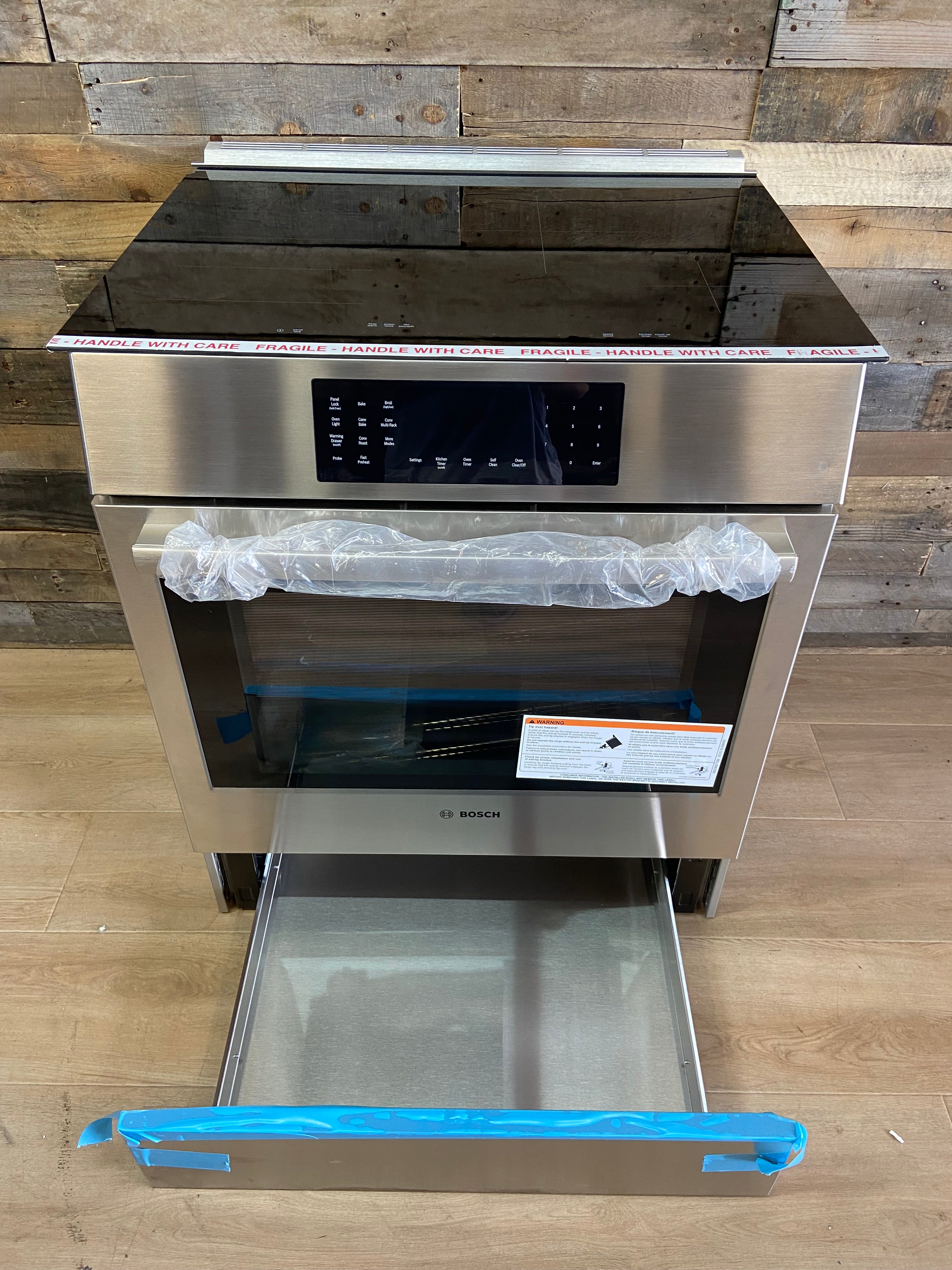 Bosch Benchmark Series HIIP057U
30 Inch Slide-In Induction Range