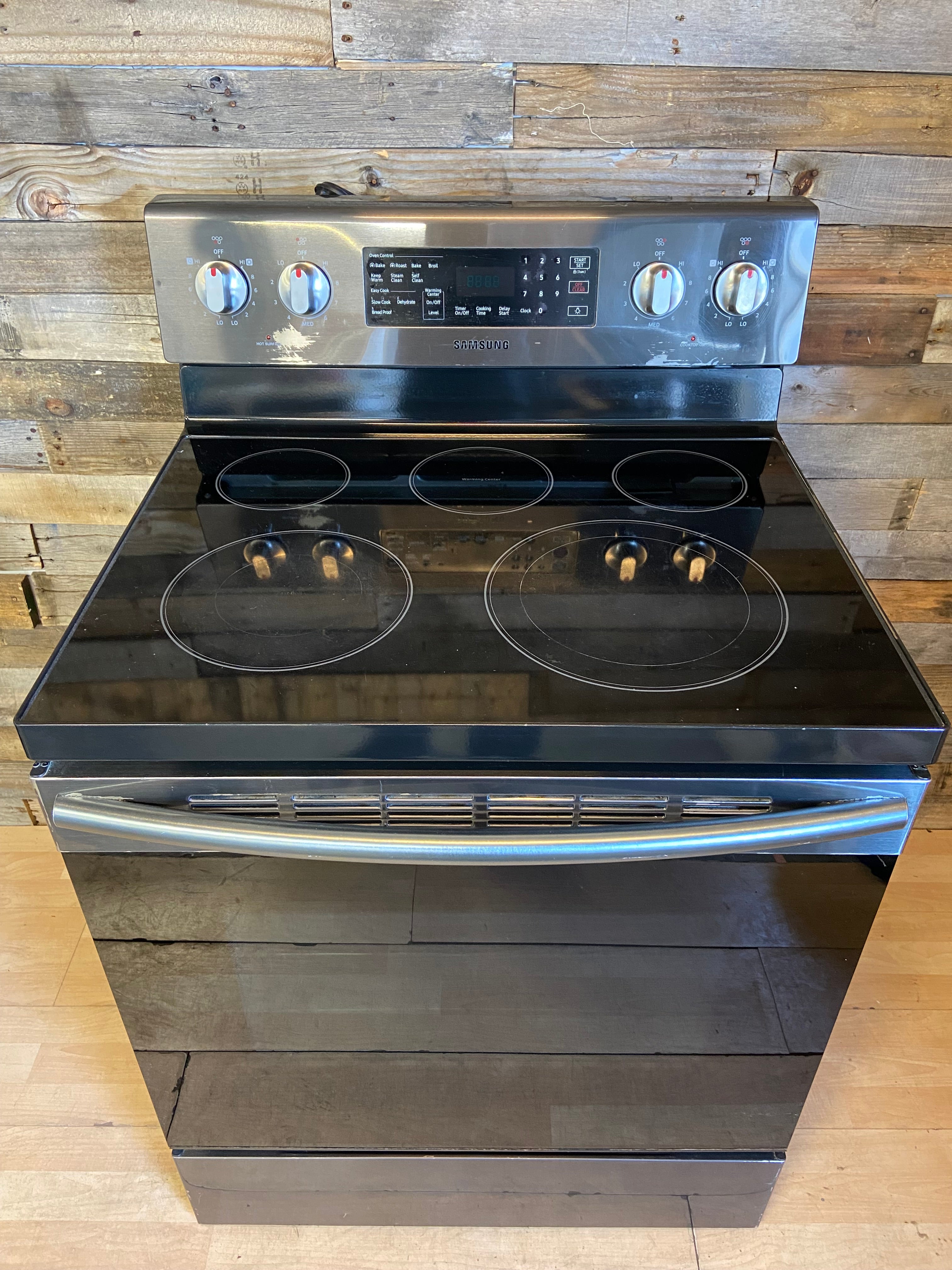 Samsung Black Stainless 5 Burner Convection Range