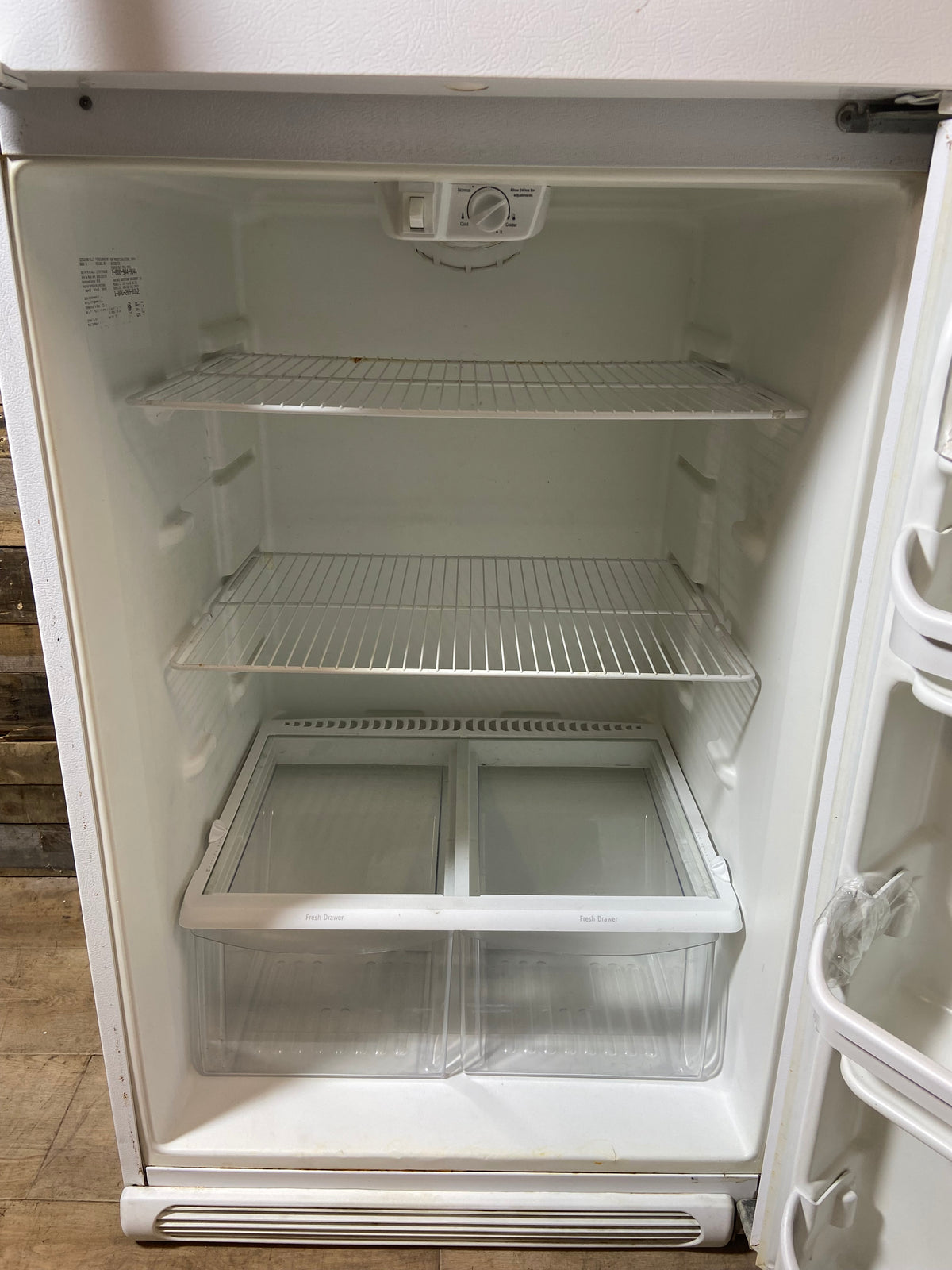 Frigidaire White Top/Bottom 30” Refrigerator