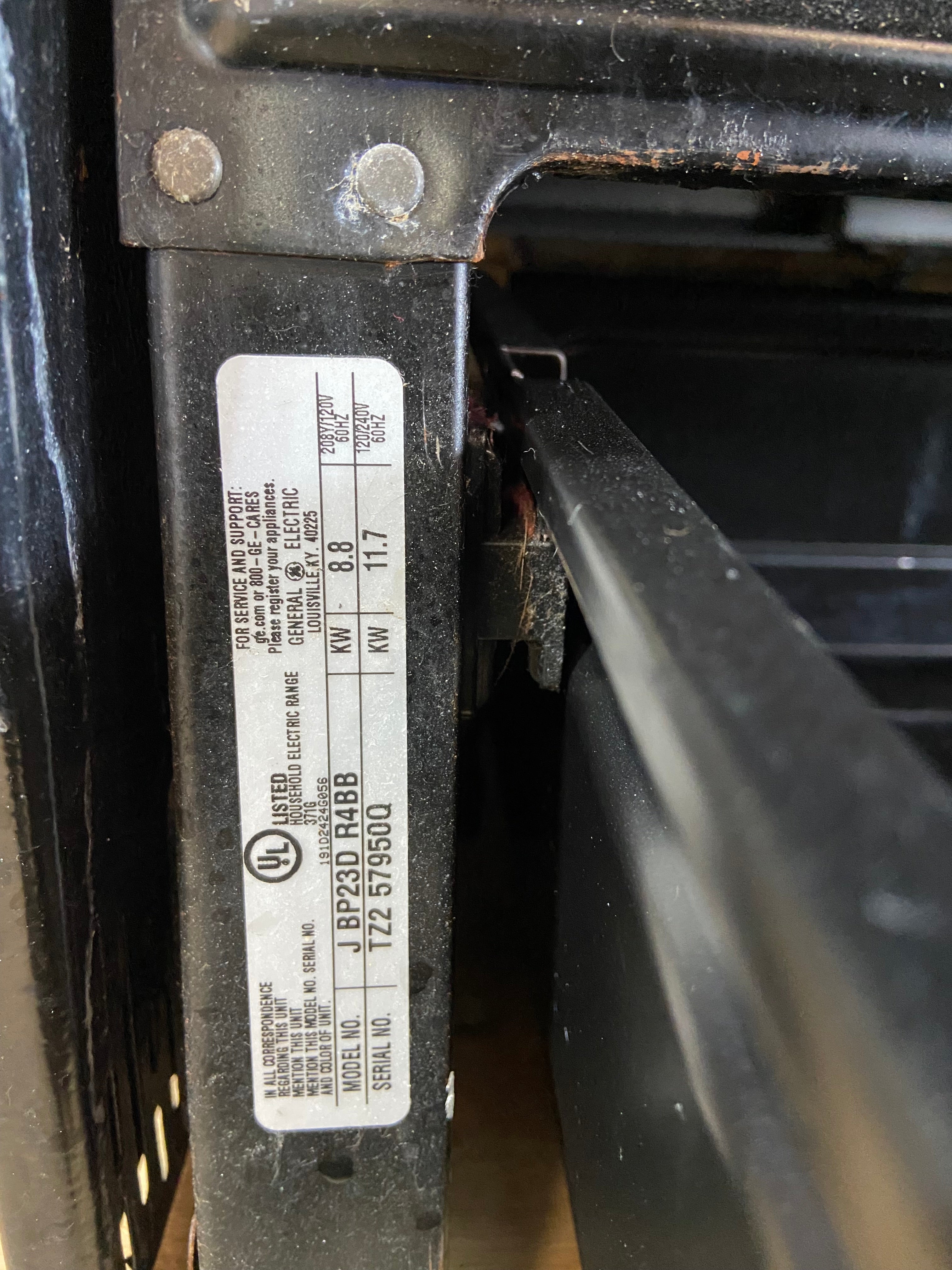 GE Black Coil Top 4 Burner Range