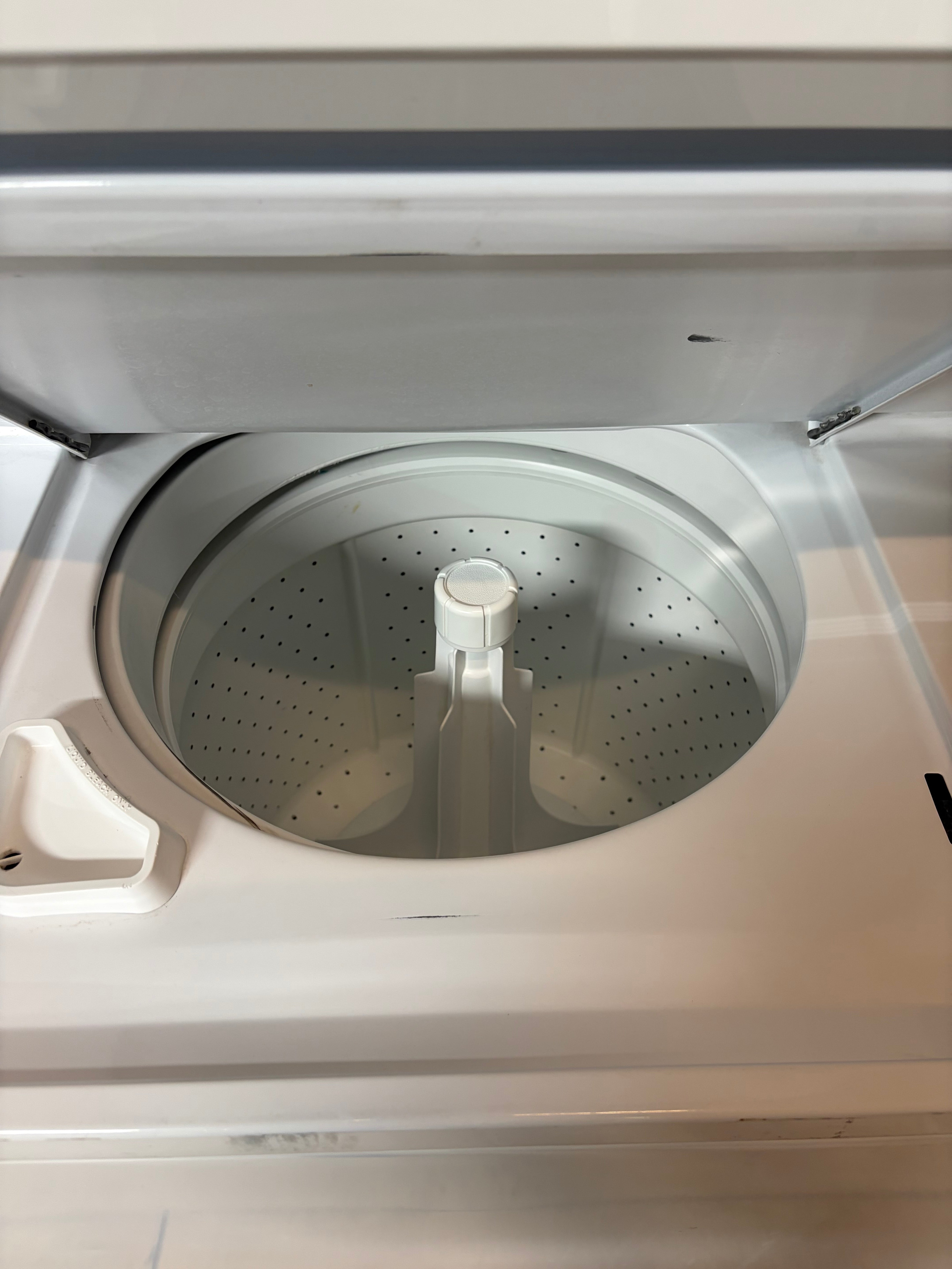 GE Spacemaker 27in 240v Stackable