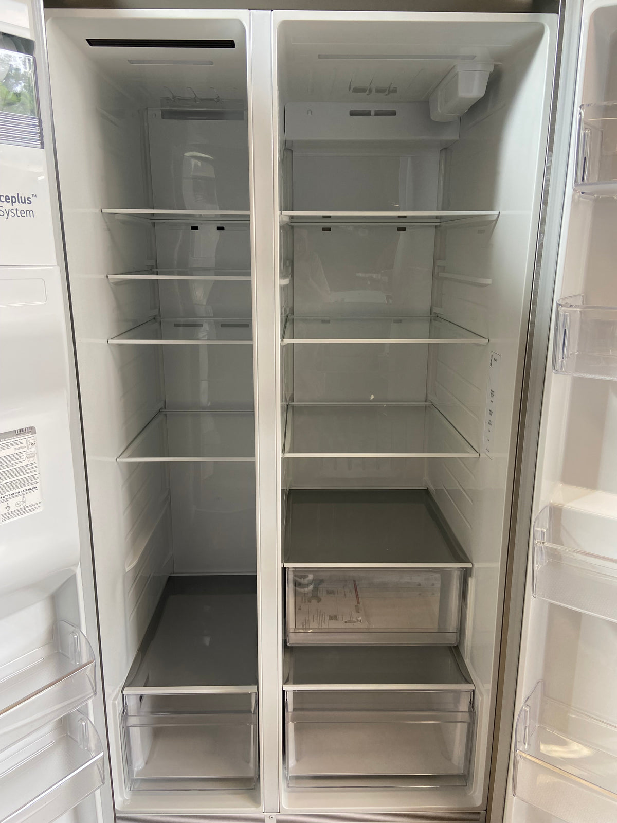 LG Side By Side 26.6-cu ft Standard-Depth 36-in Wide Side-by-Side Refrigerator Smart Compatible with Ice Maker