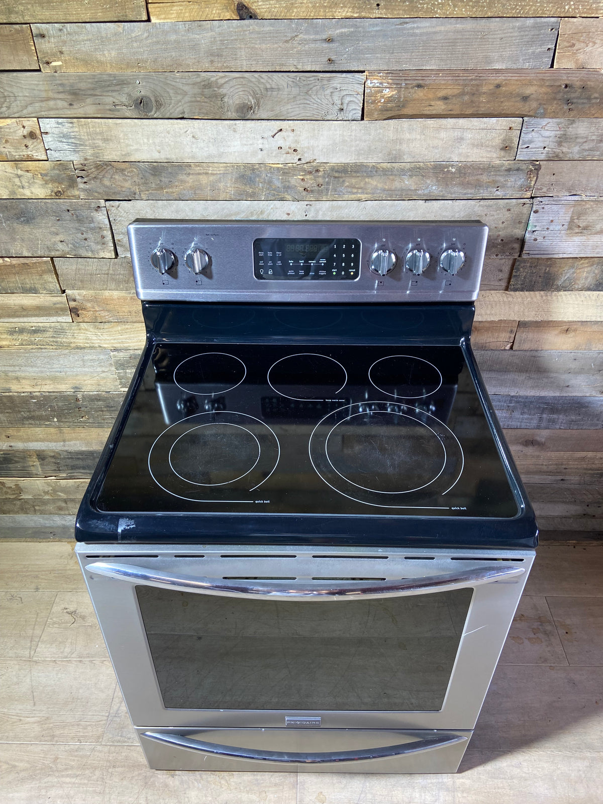 Frigidaire Gallery Stainless Steel Range With Convection Oven