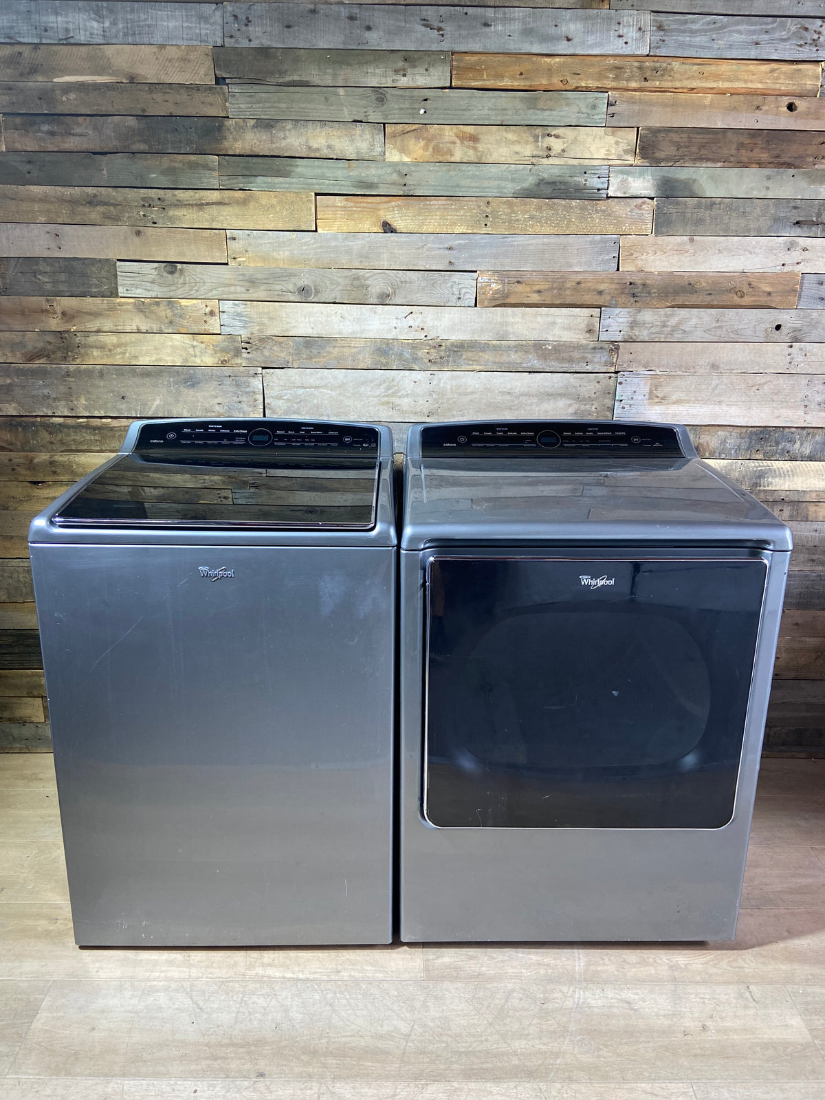 Whirlpool Cabrio Extra Large Capacity Silver Washer & Dryer Set