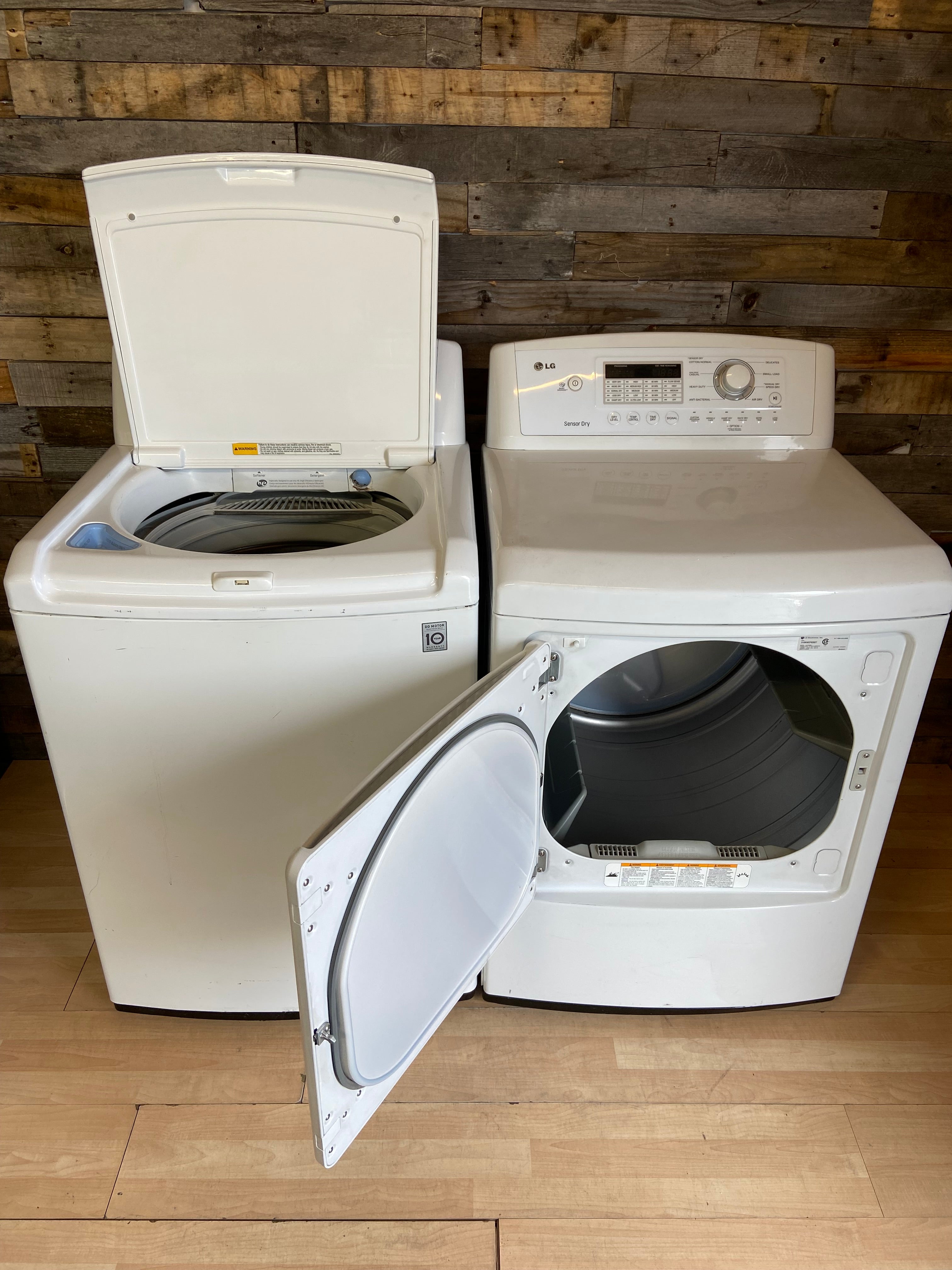 LG White Top Load Set