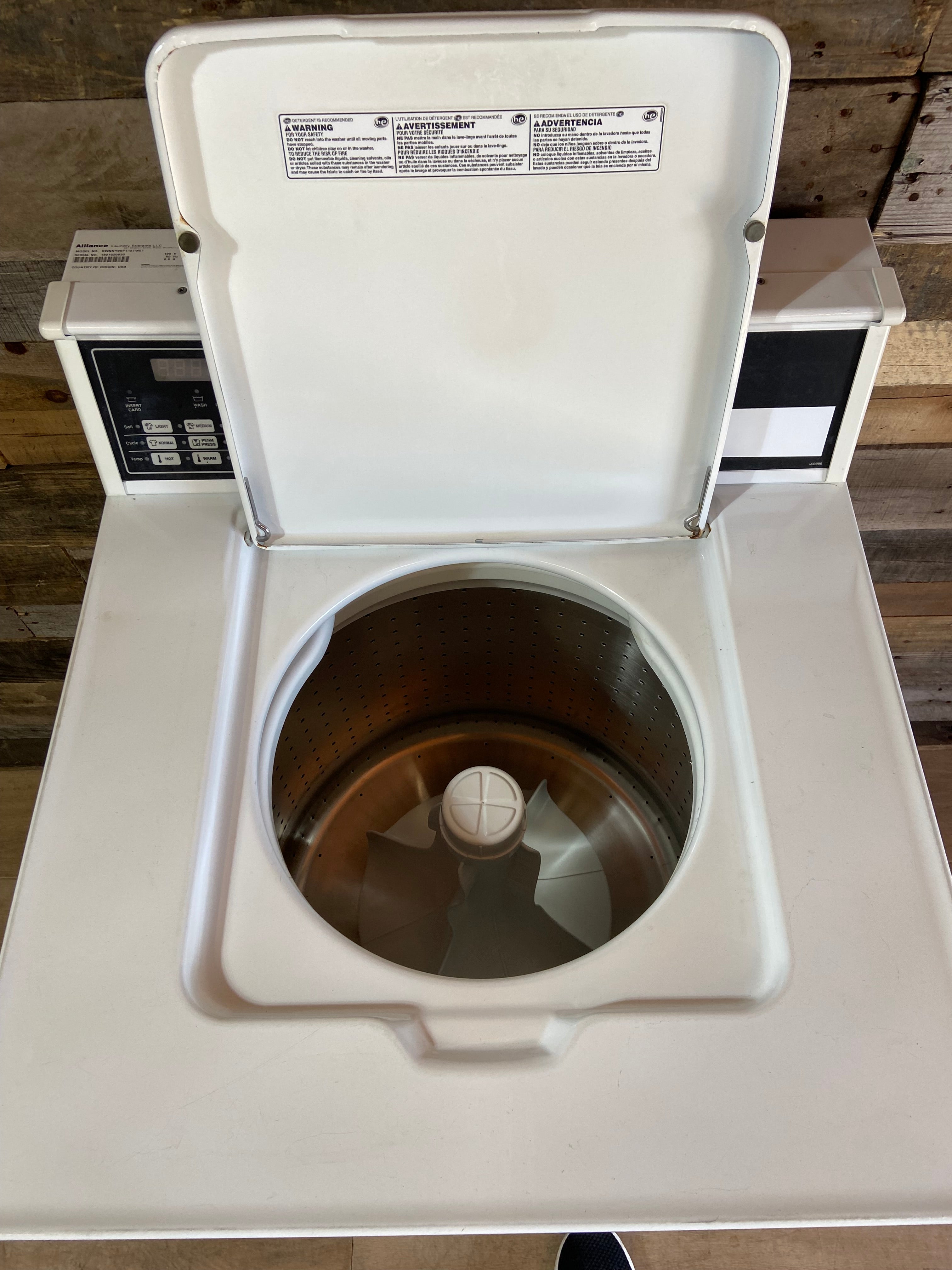 Speed Queen Commercial Top Load Washer – Heavy Duty | SWNNY2SP115TW01