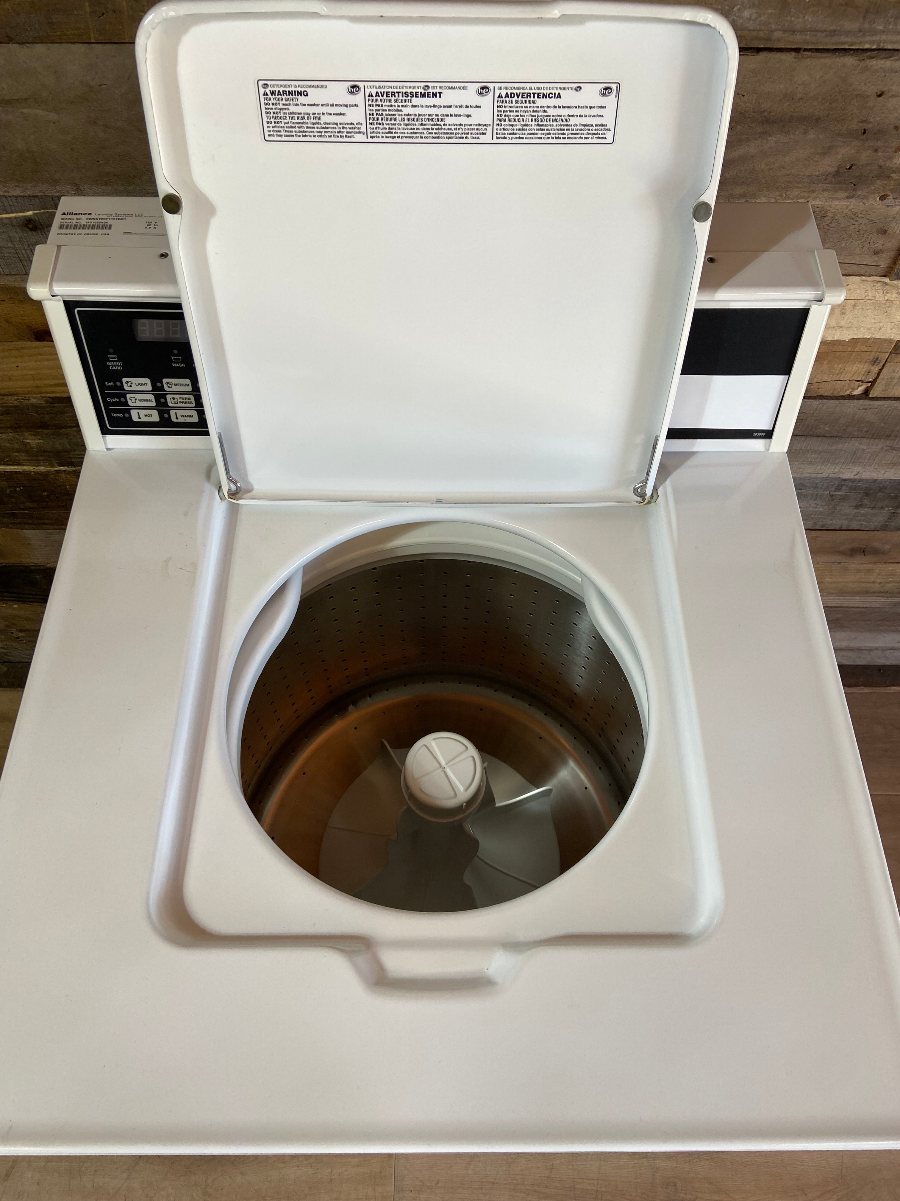 Speed Queen Commercial Top Load Washer – Heavy Duty | SWNNY2SP115TW01