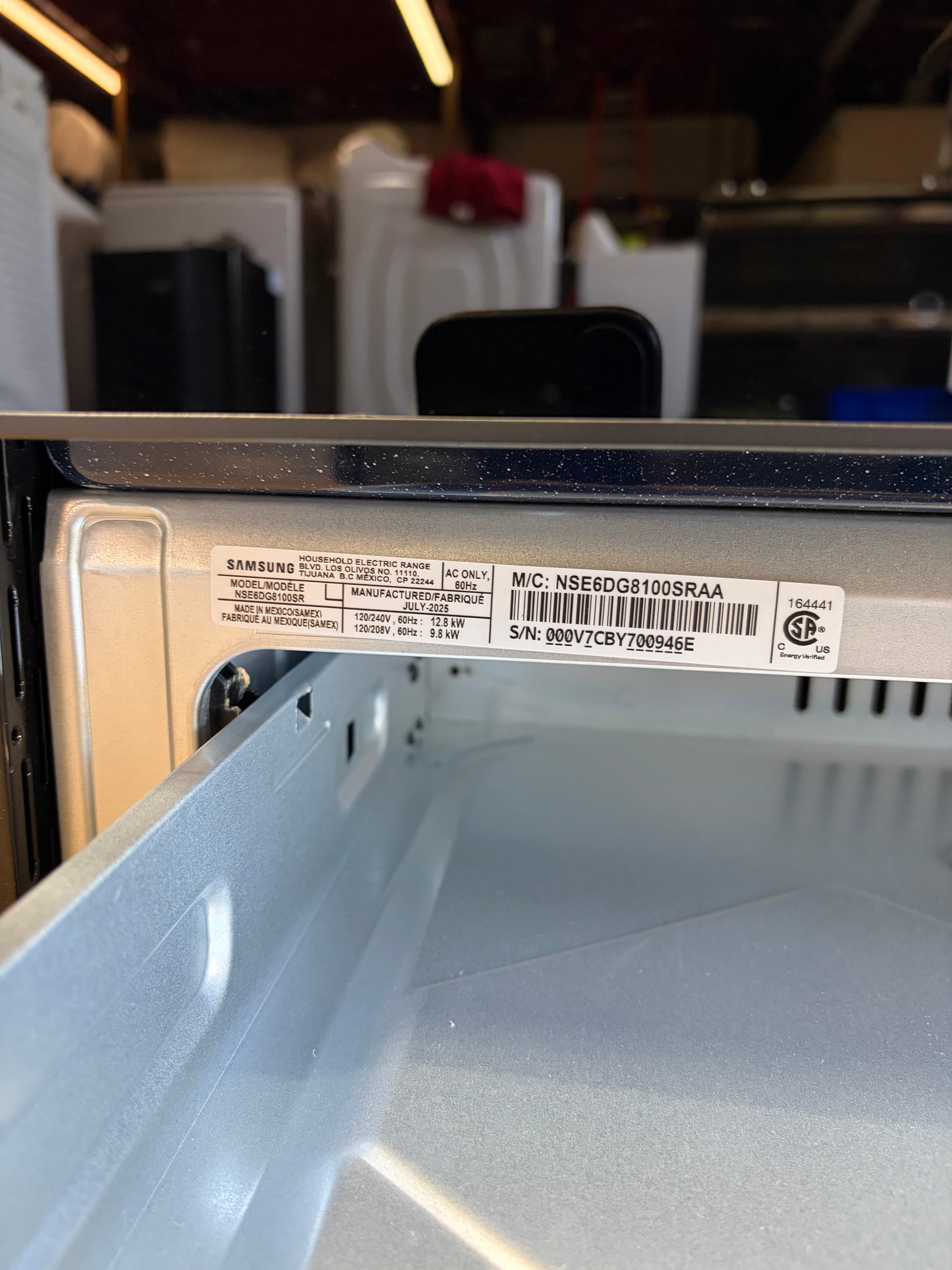 Samsung Bespoke 6.3 cu. ft. Smart Slide-In Electric Range (Stainless Steel)