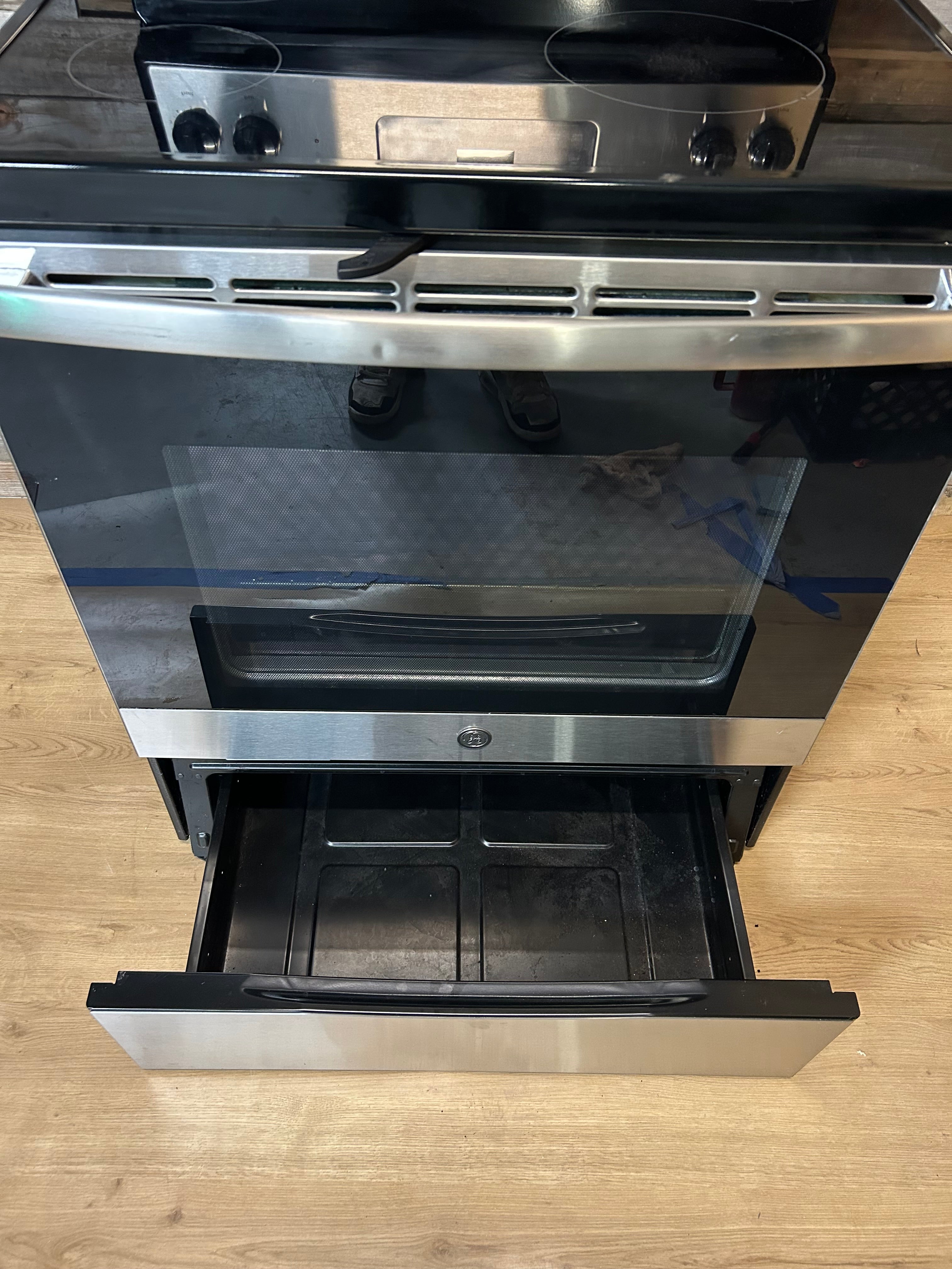 GE Stainless Range