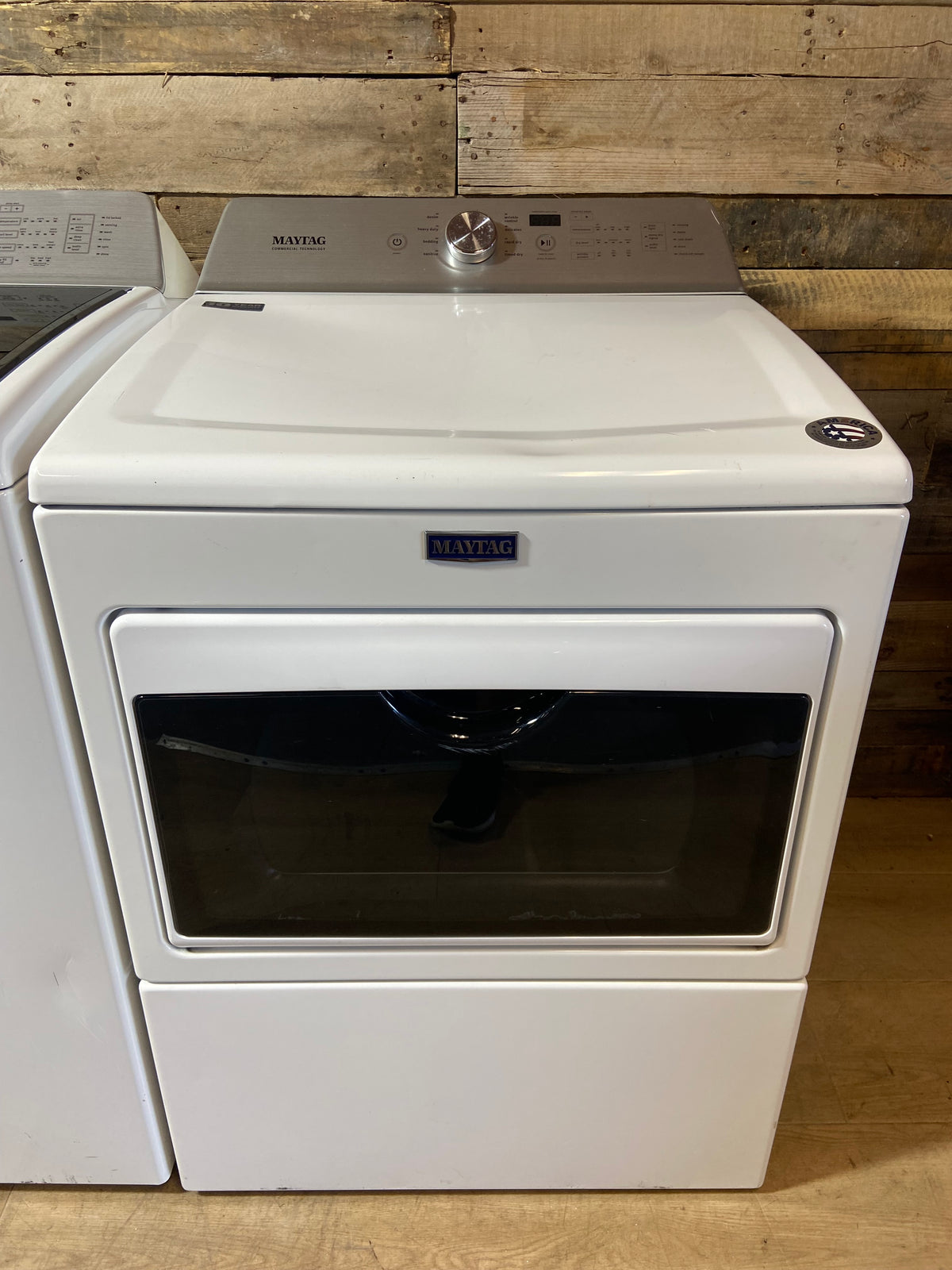 Maytag Commercial Technology Large Capacity Washer & Dryer Set