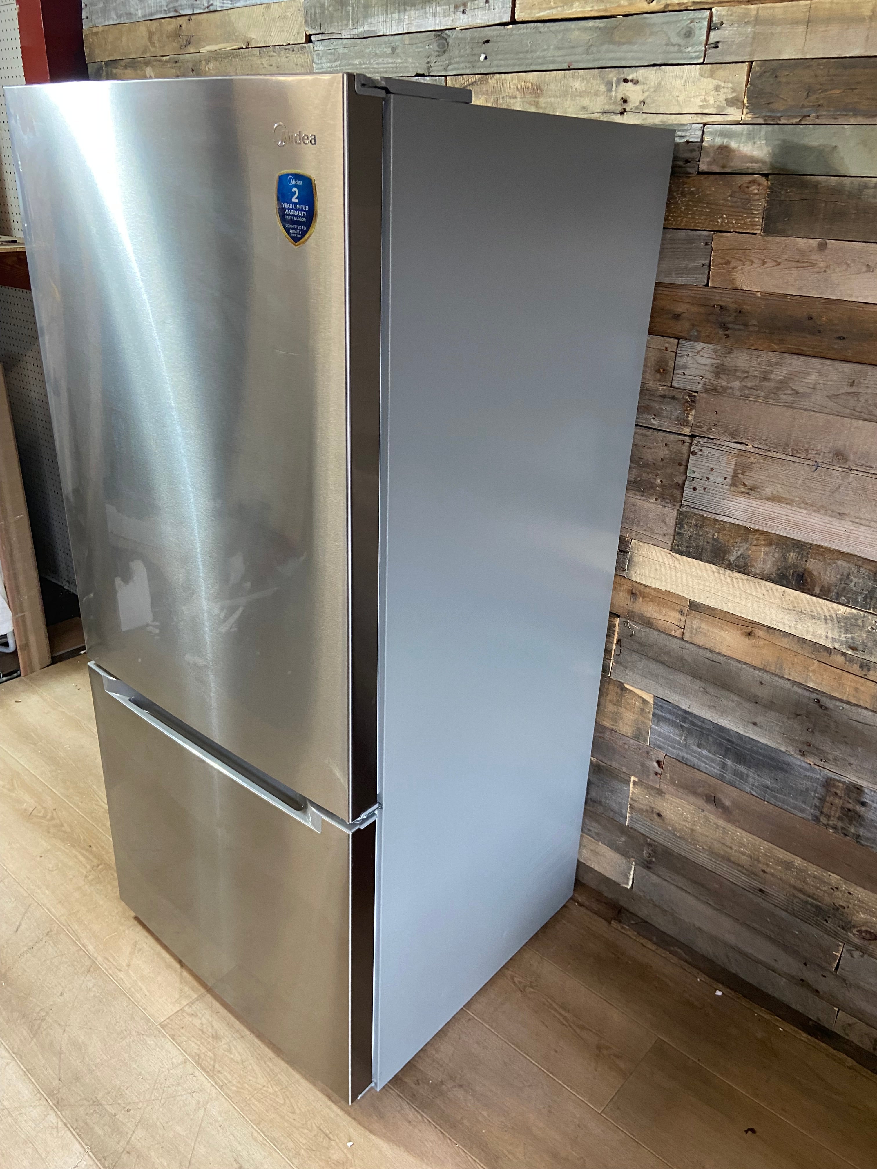 Midea 18.7 Cu. Ft. Top Freezer Refrigerator – Stainless Steel