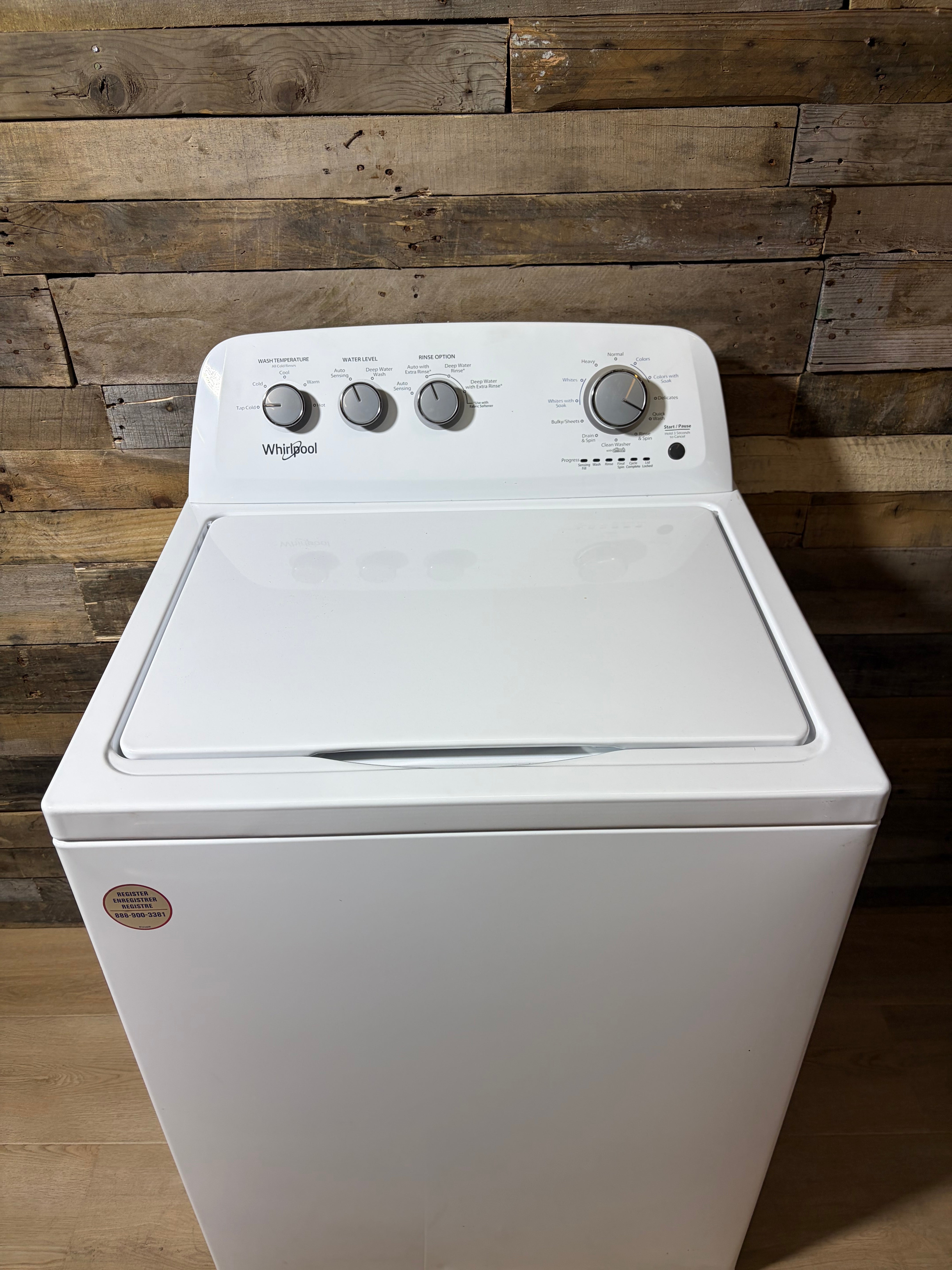 White Whirlpool Large Capacity Top Load Washer