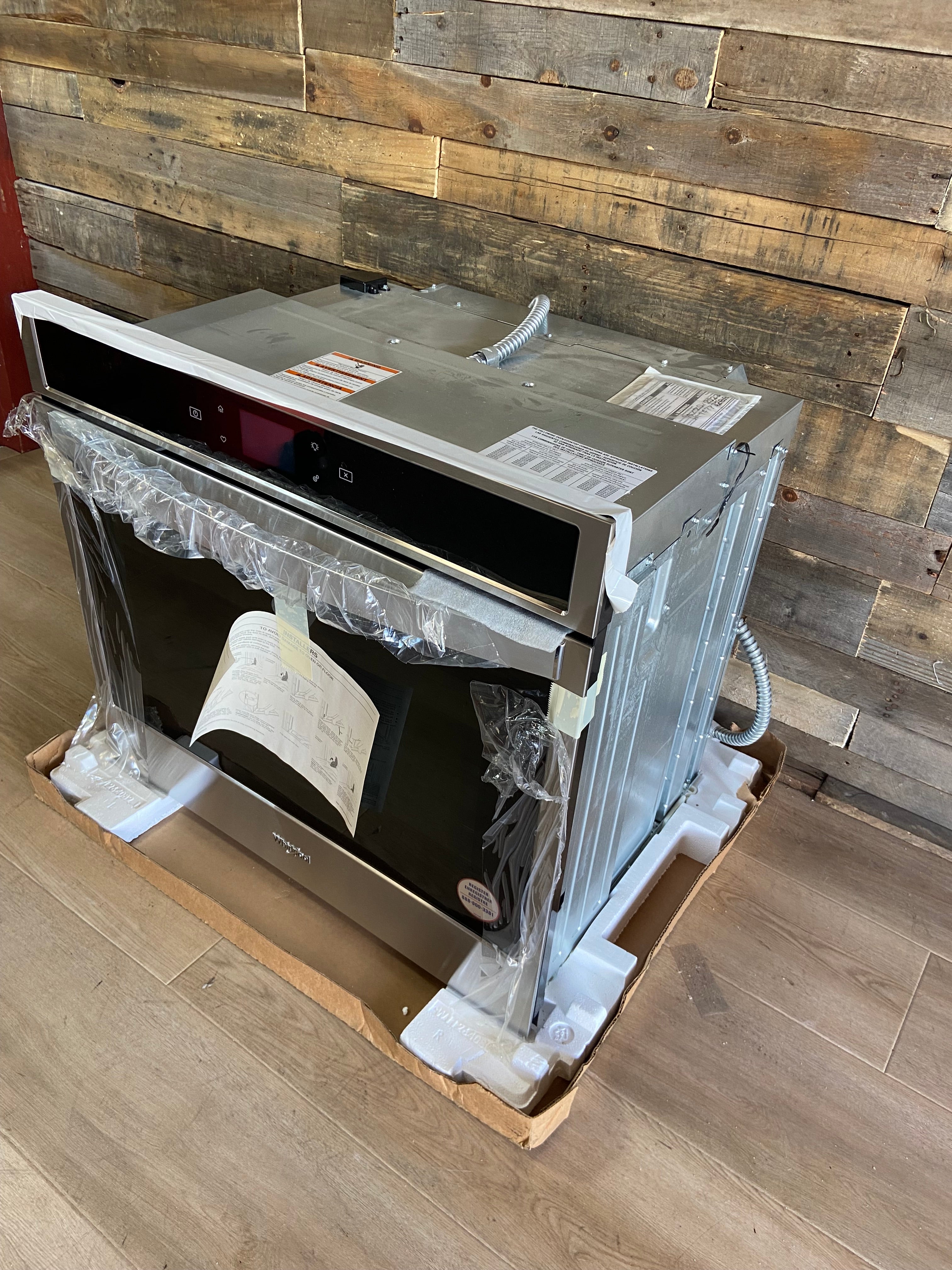 Whirlpool® 30" FingerPrint Resistant Stainless Steel Single Electric Wall Oven